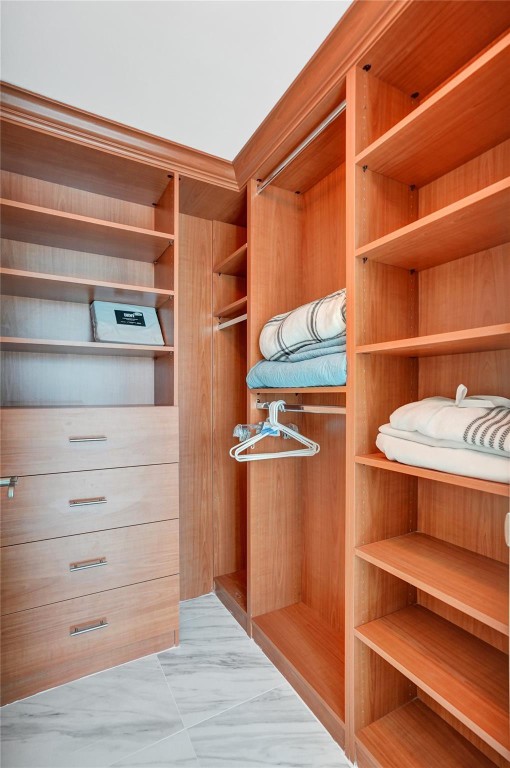 Las Olas Beach Club - Residential Lease