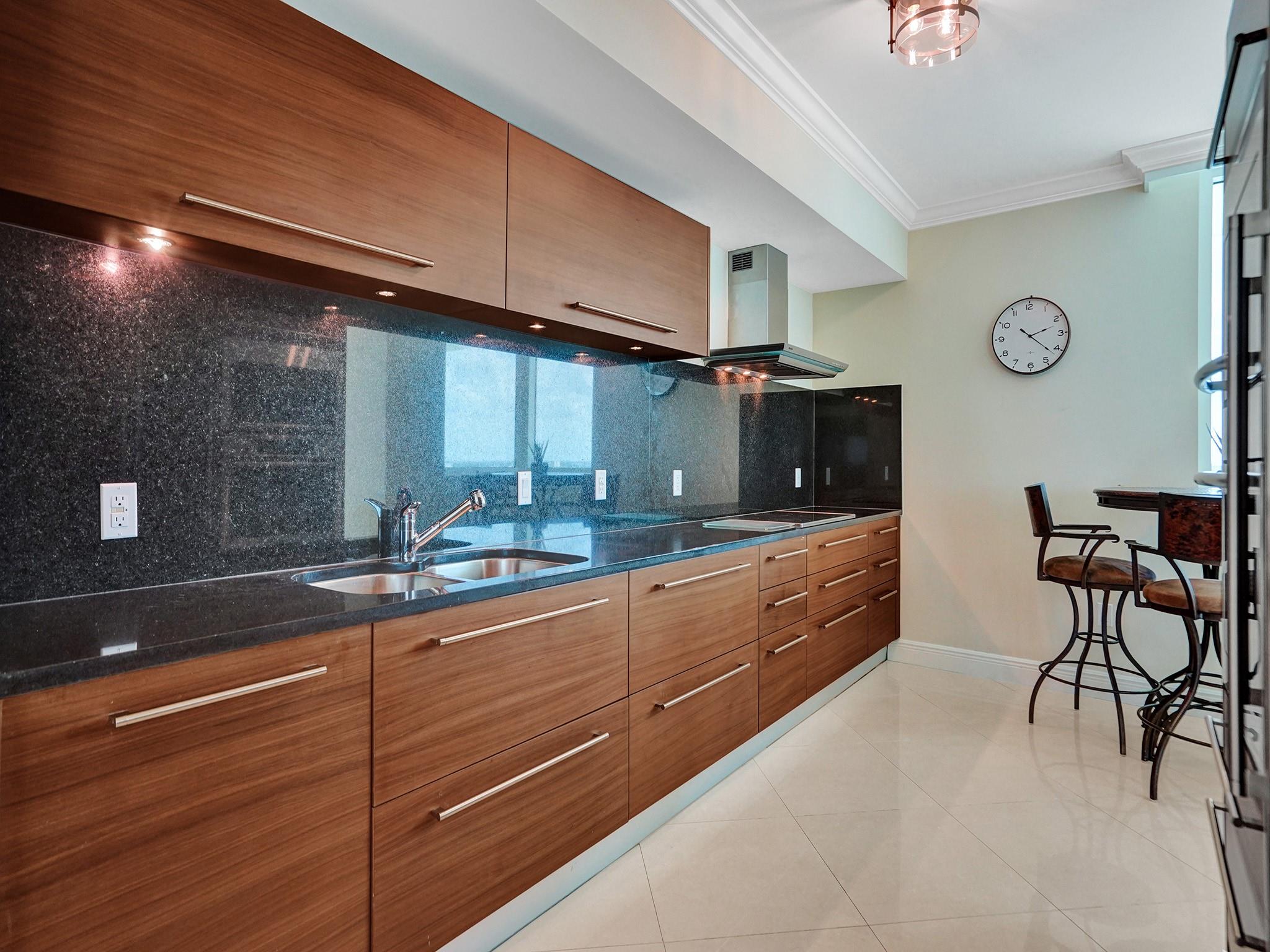 Las Olas Beach Club - Residential Lease