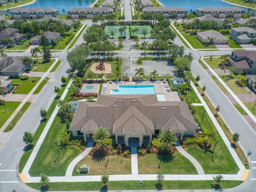 VERONA TRACE SUB & THE VILLAS AT VERONA TRACE - Residential