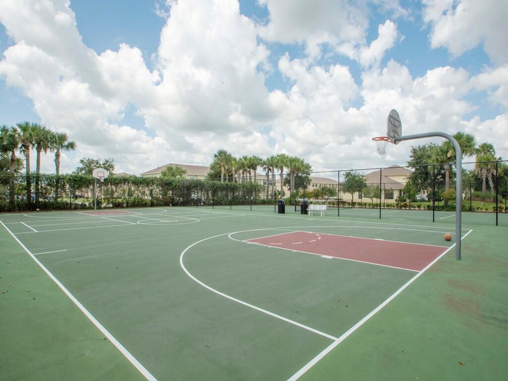 VERONA TRACE SUB & THE VILLAS AT VERONA TRACE - Residential