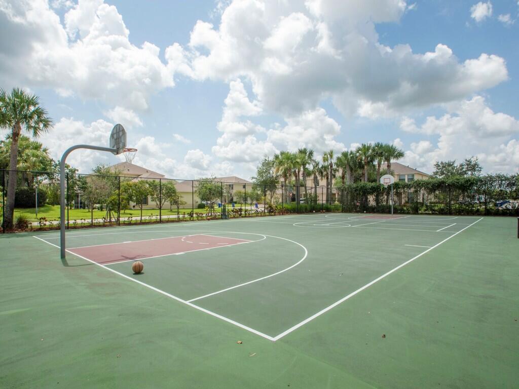 VERONA TRACE SUB & THE VILLAS AT VERONA TRACE - Residential