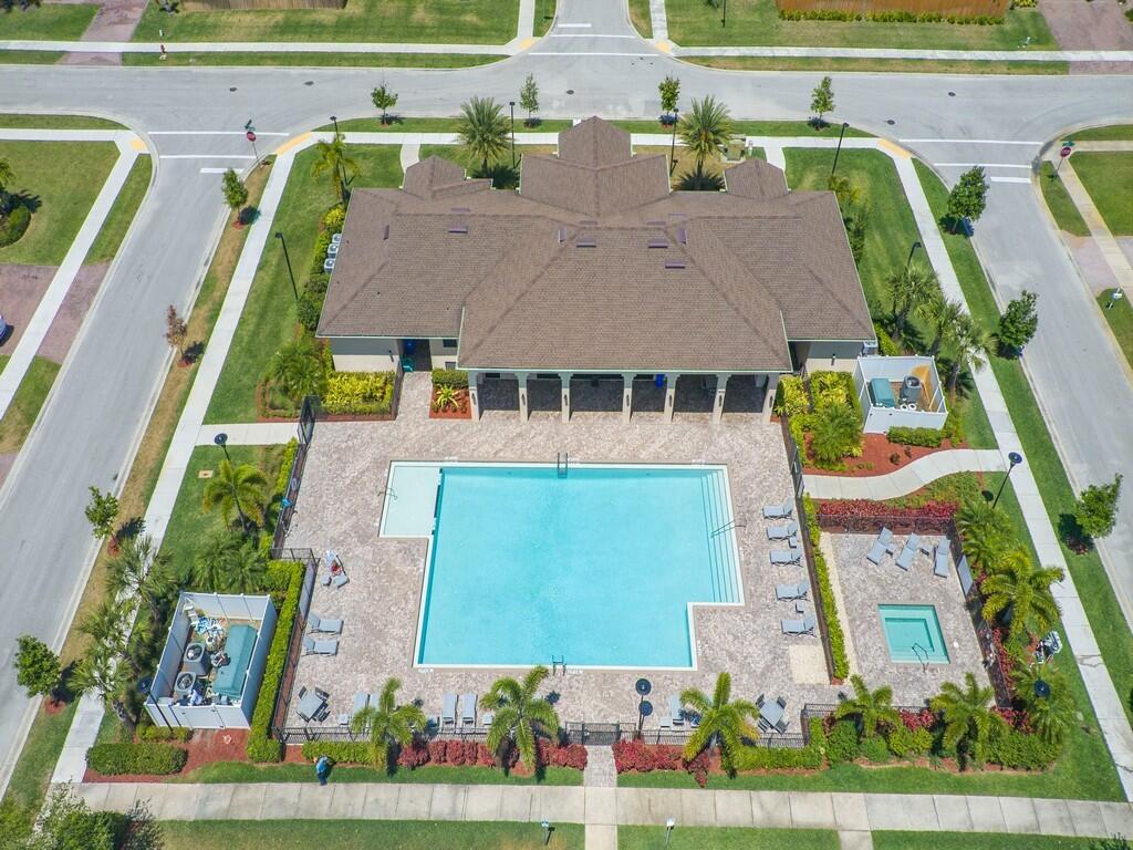 VERONA TRACE SUB & THE VILLAS AT VERONA TRACE - Residential