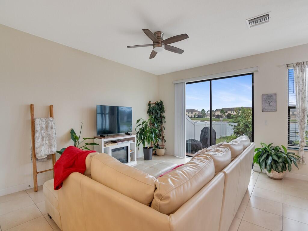 VERONA TRACE SUB & THE VILLAS AT VERONA TRACE - Residential