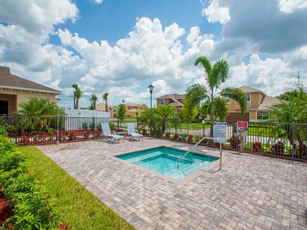 VERONA TRACE SUB & THE VILLAS AT VERONA TRACE - Residential