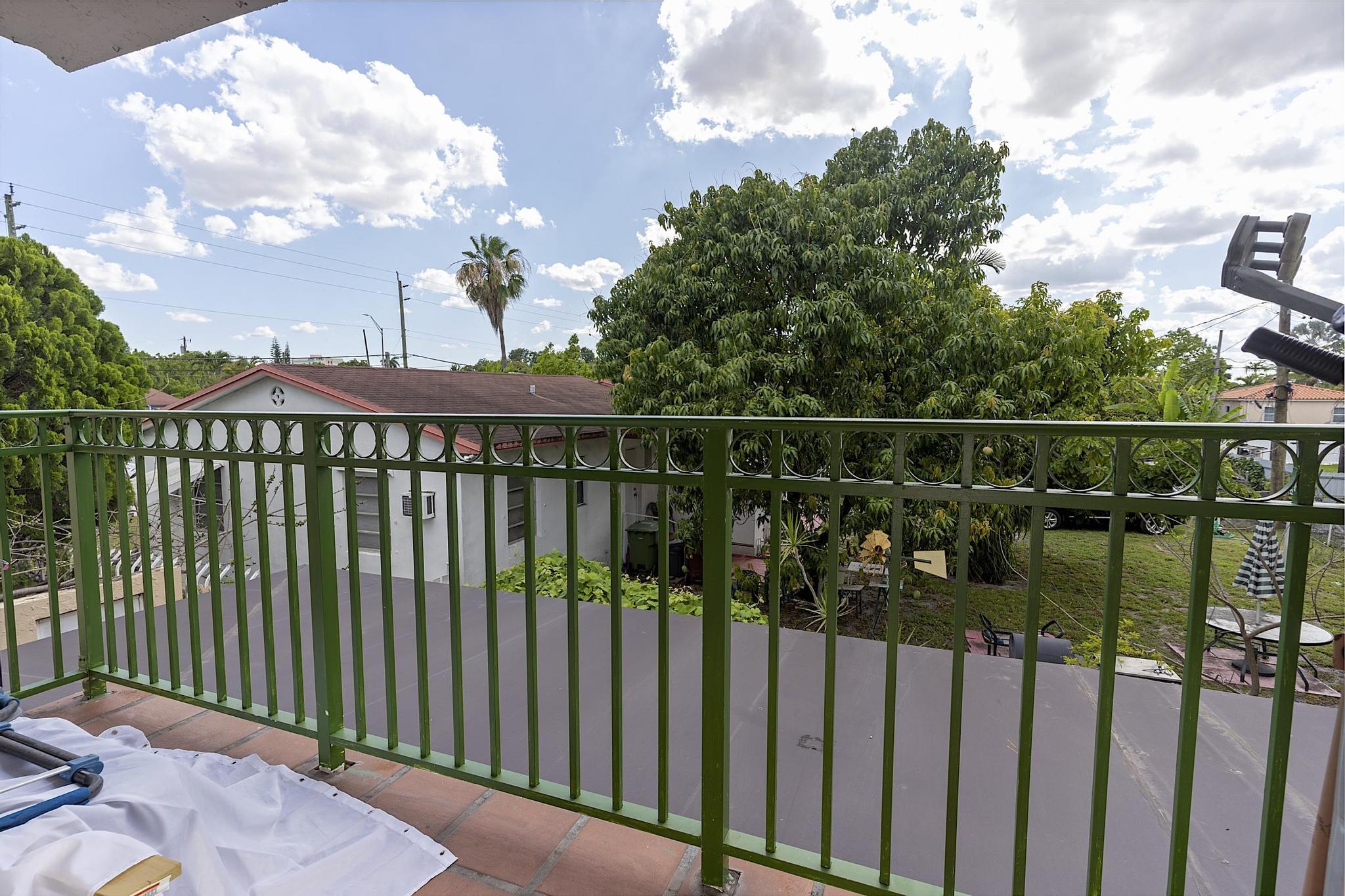 EAST VISTA CONDO - Residential