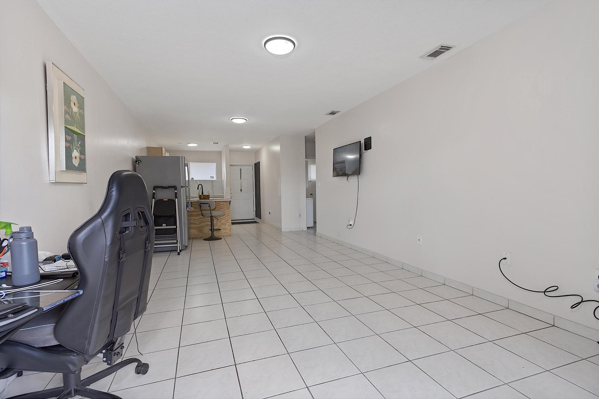 EAST VISTA CONDO - Residential
