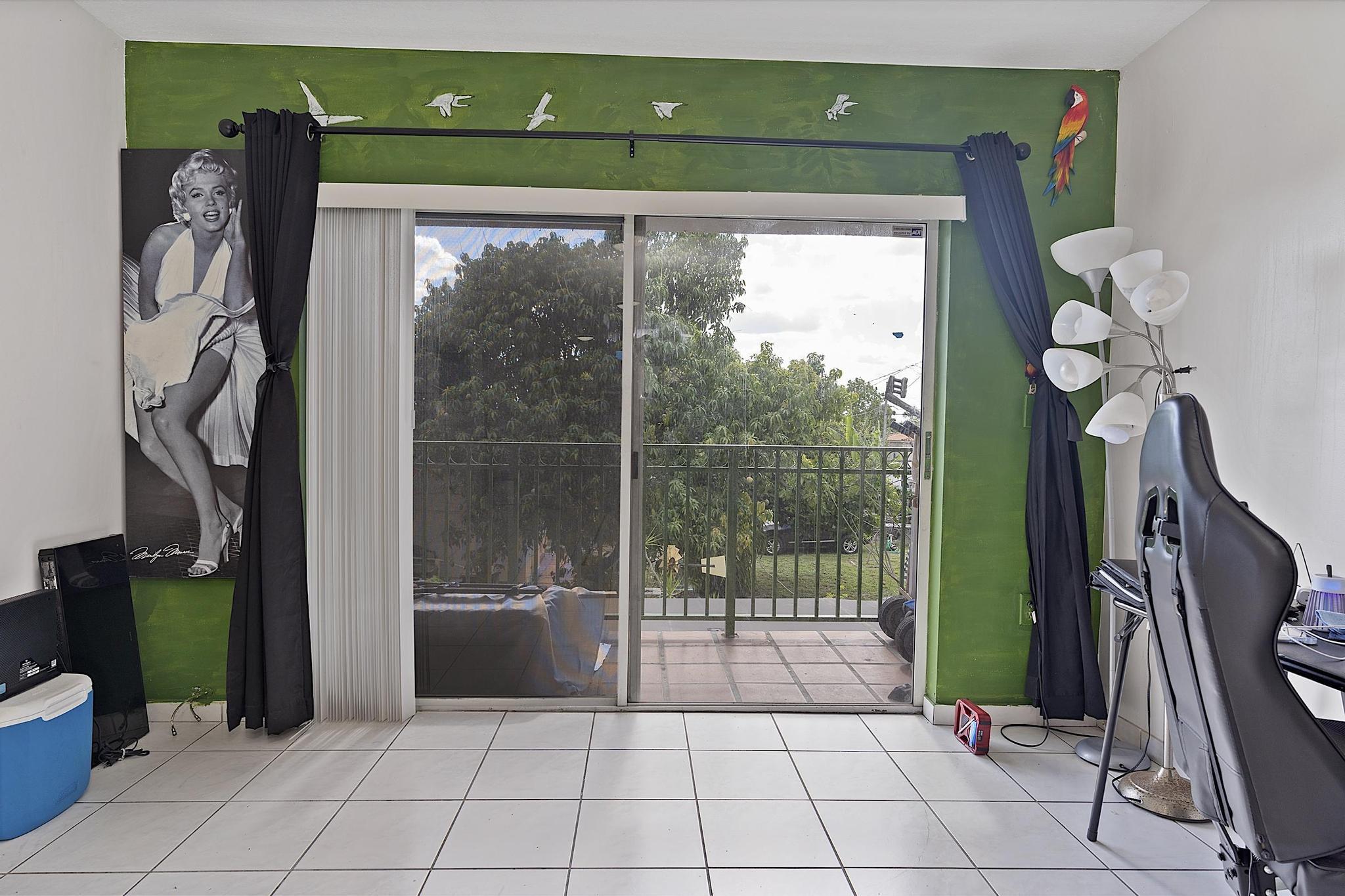 EAST VISTA CONDO - Residential