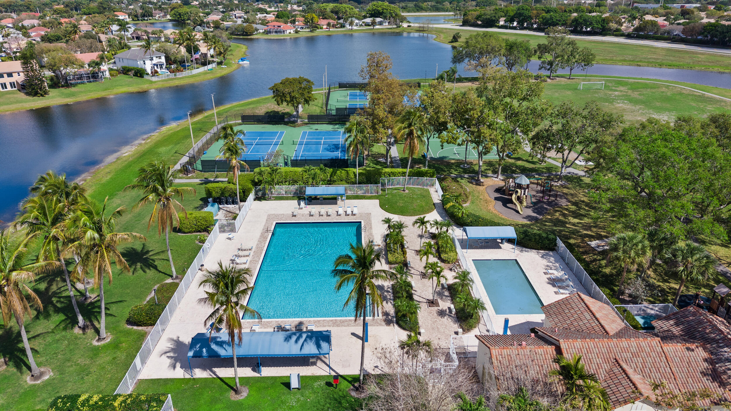 LAKE CHARLESTON PAR D - Residential