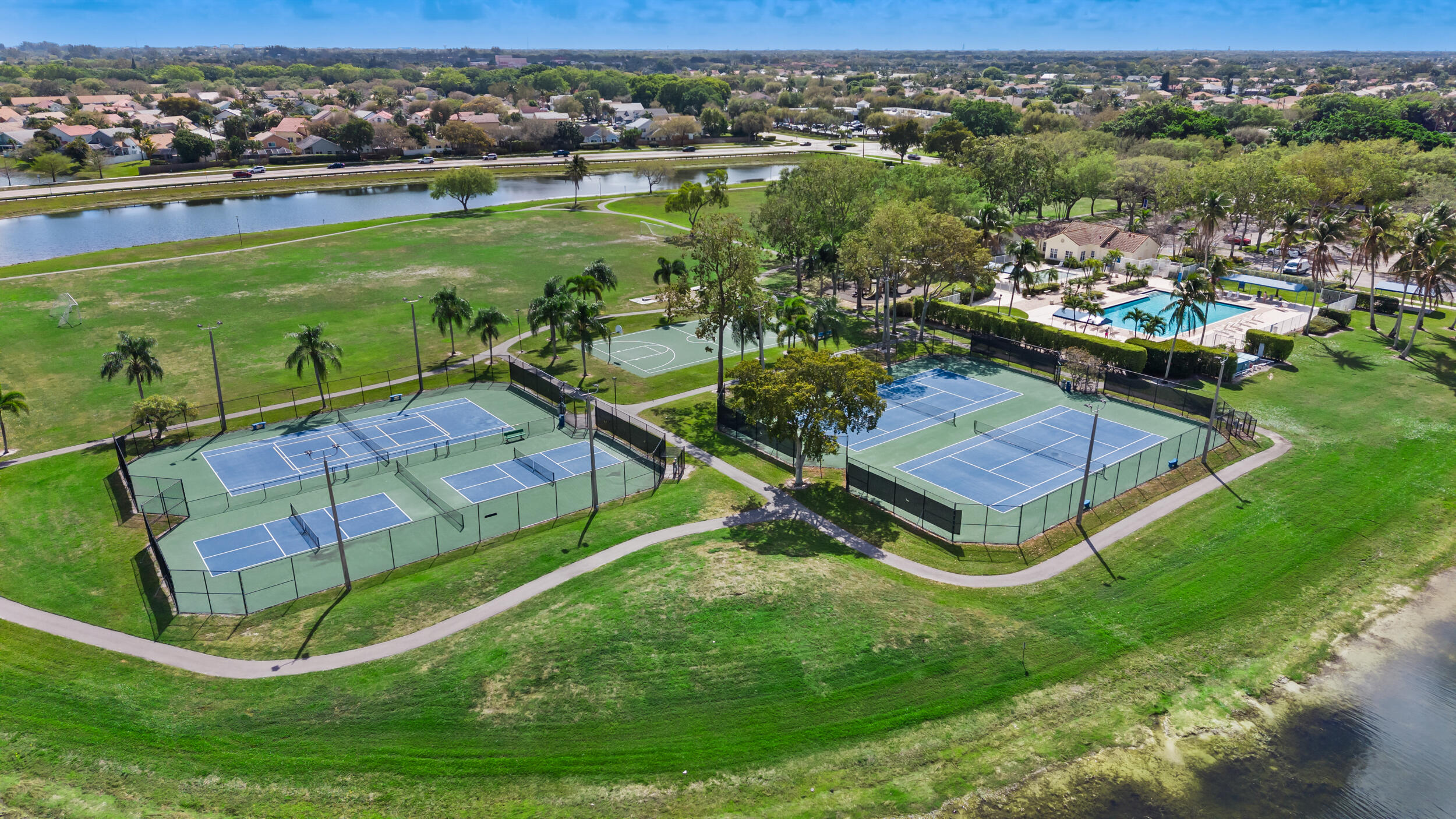 LAKE CHARLESTON PAR D - Residential