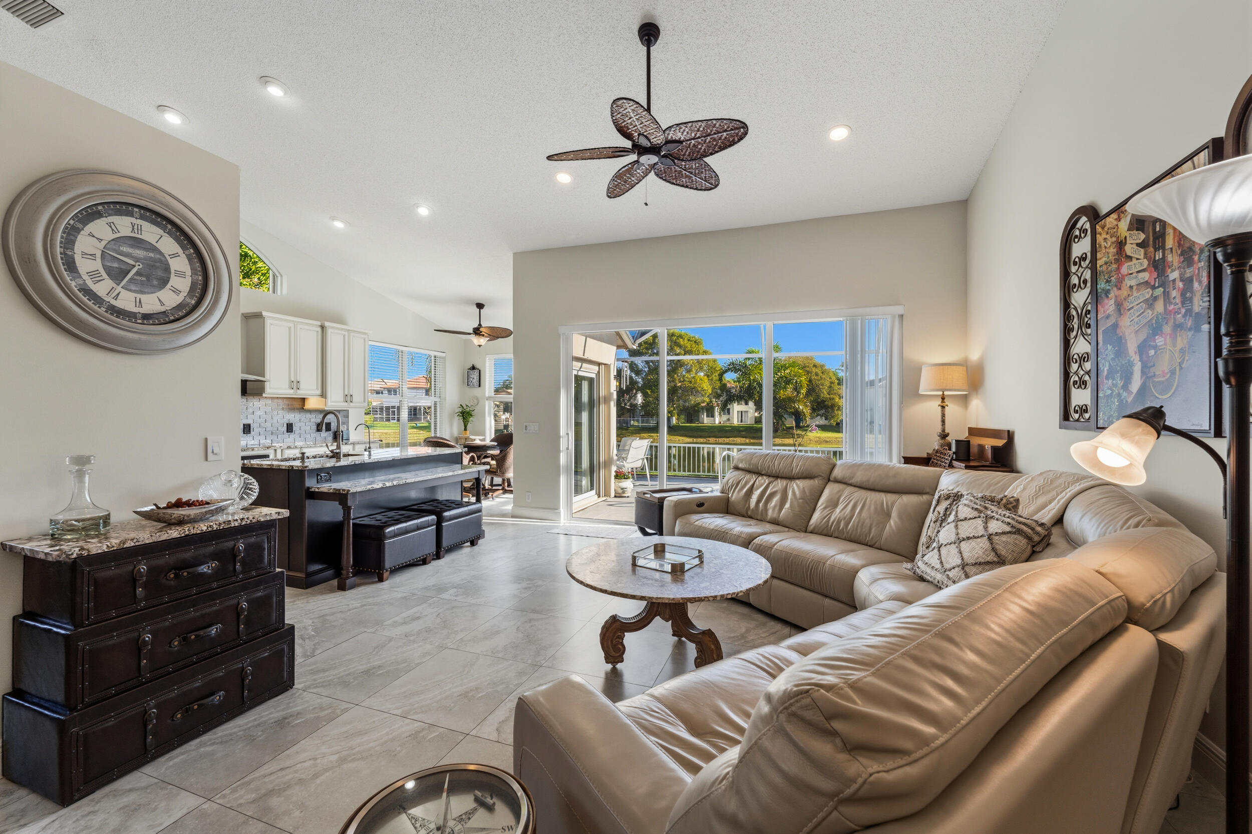 LAKE CHARLESTON PAR D - Residential