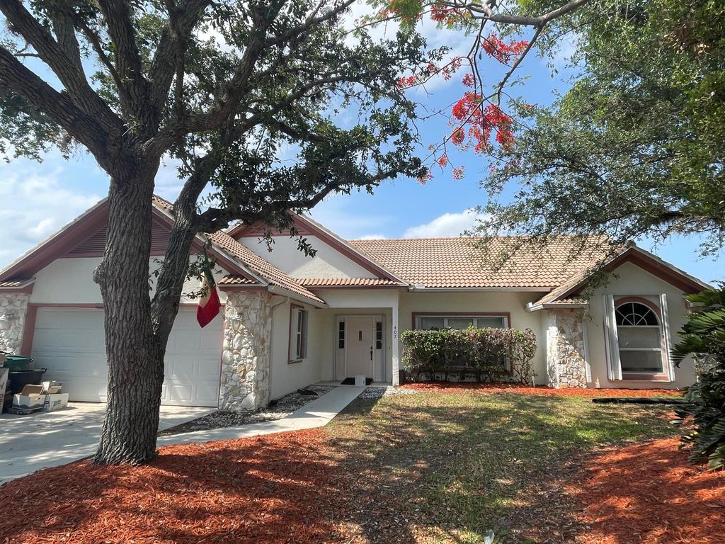 Photo of 407 SW Redwood Cove, Port Saint Lucie, FL 34986 (MLS # R10987187)