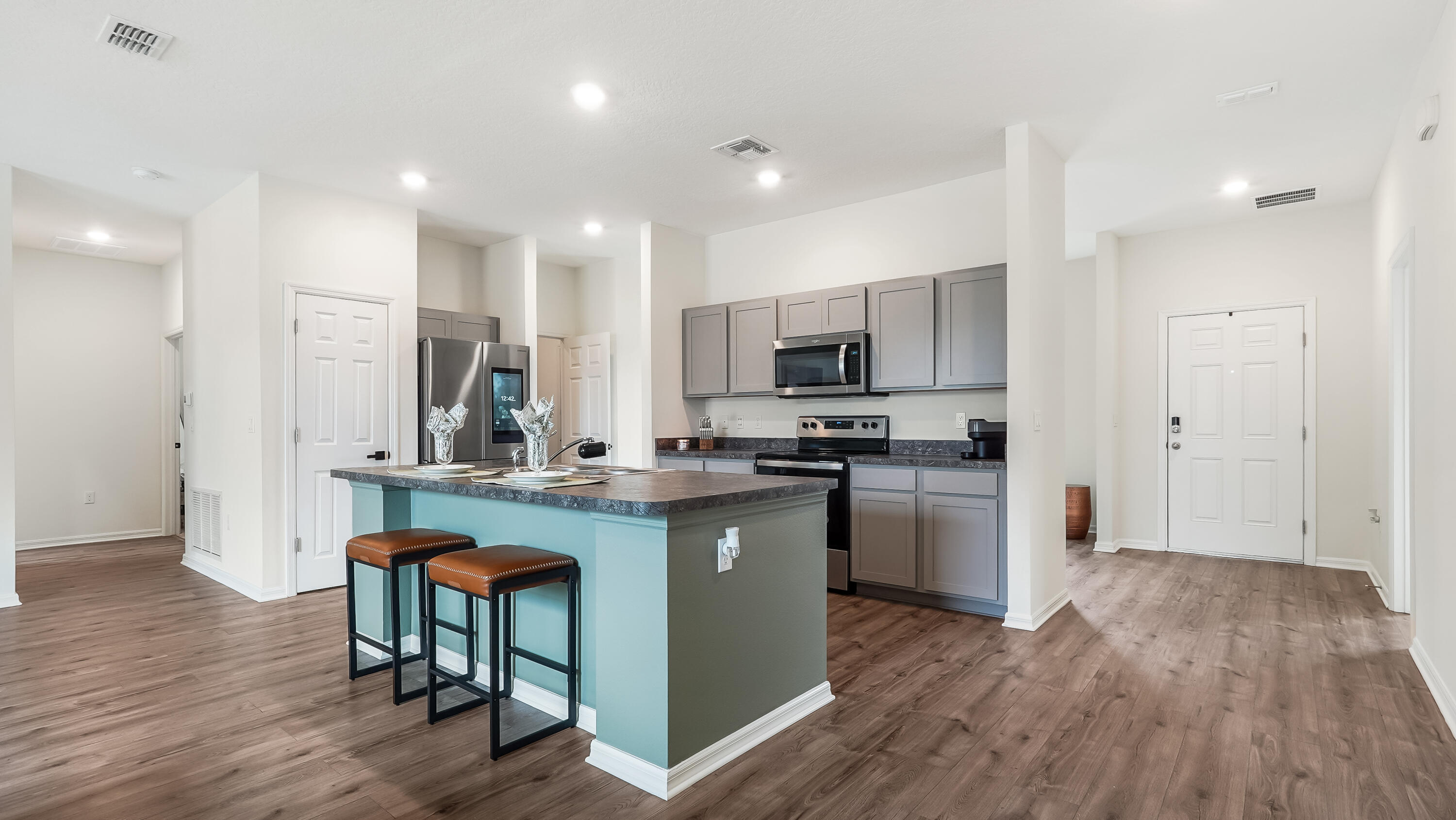 PORT ST LUCIE SECTION 4 - Residential