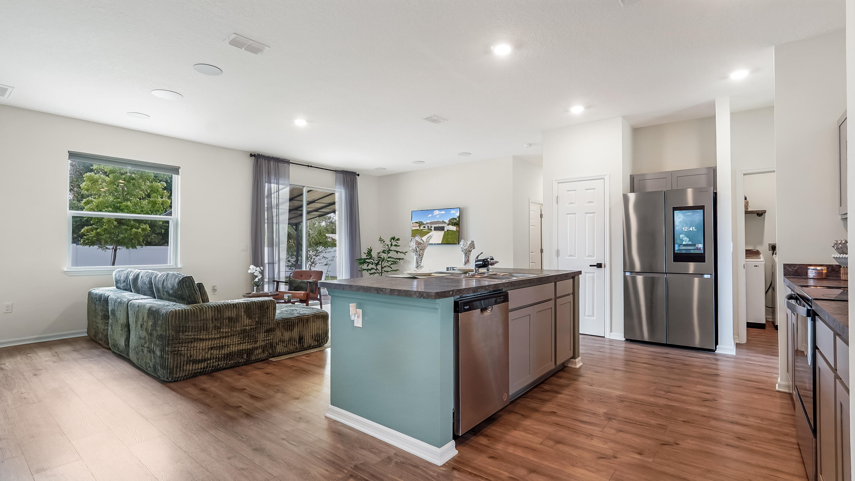 PORT ST LUCIE SECTION 4 - Residential