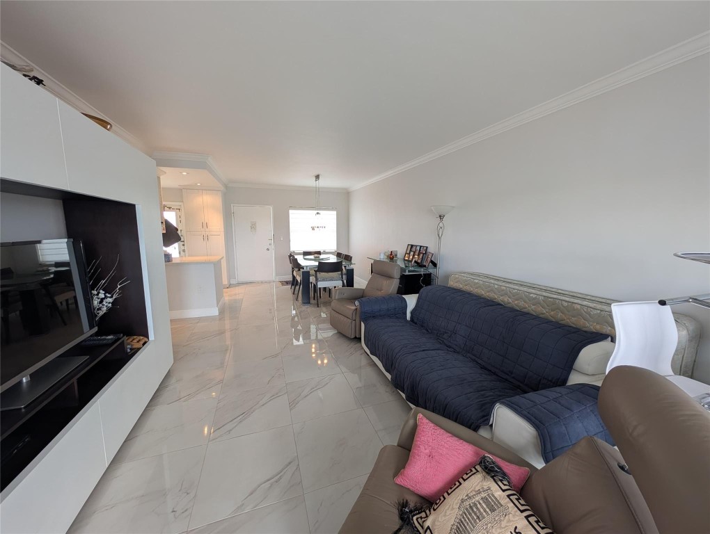 Golden Bay Towers - Residential