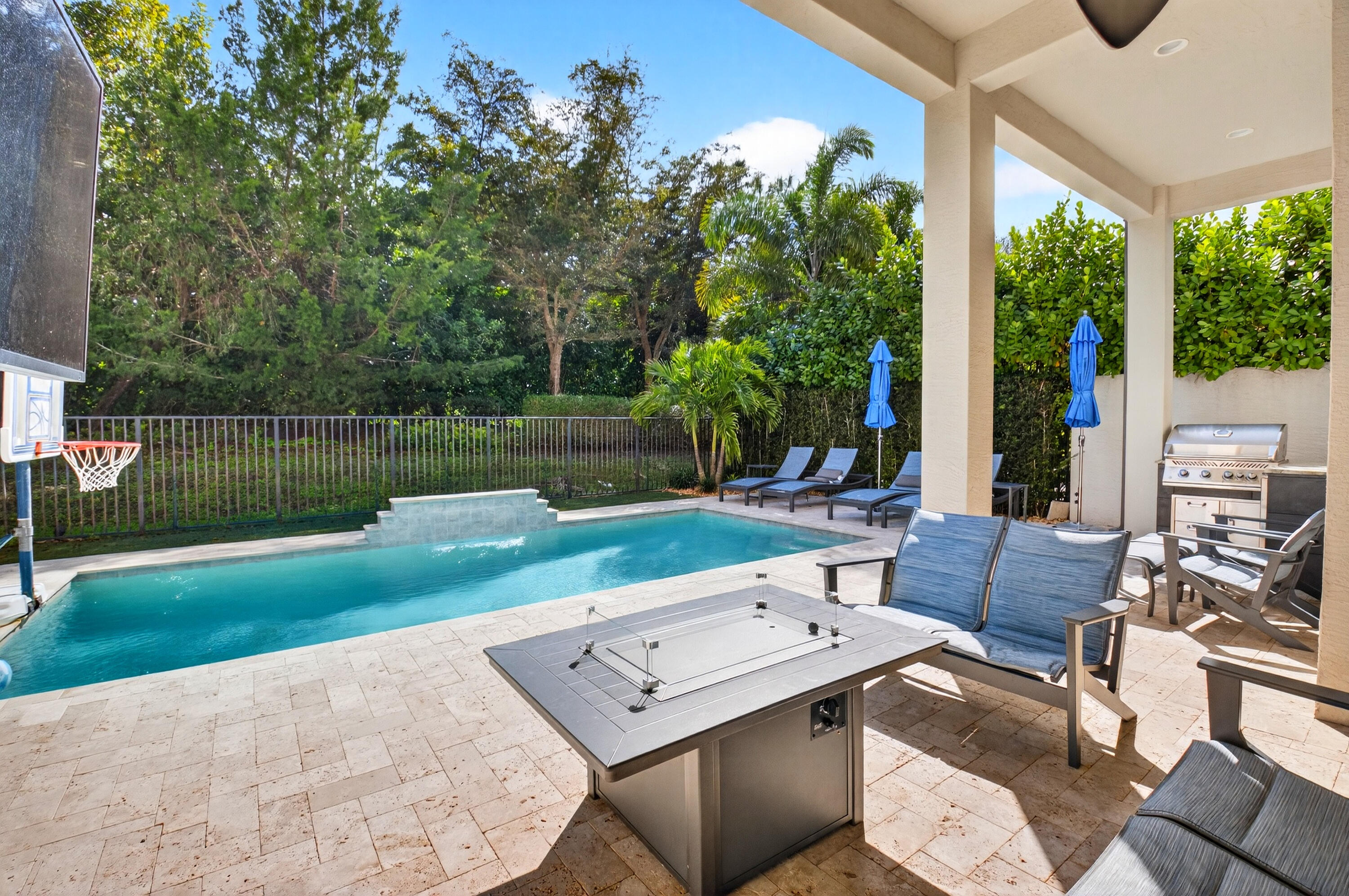 Seven Bridges - Residential