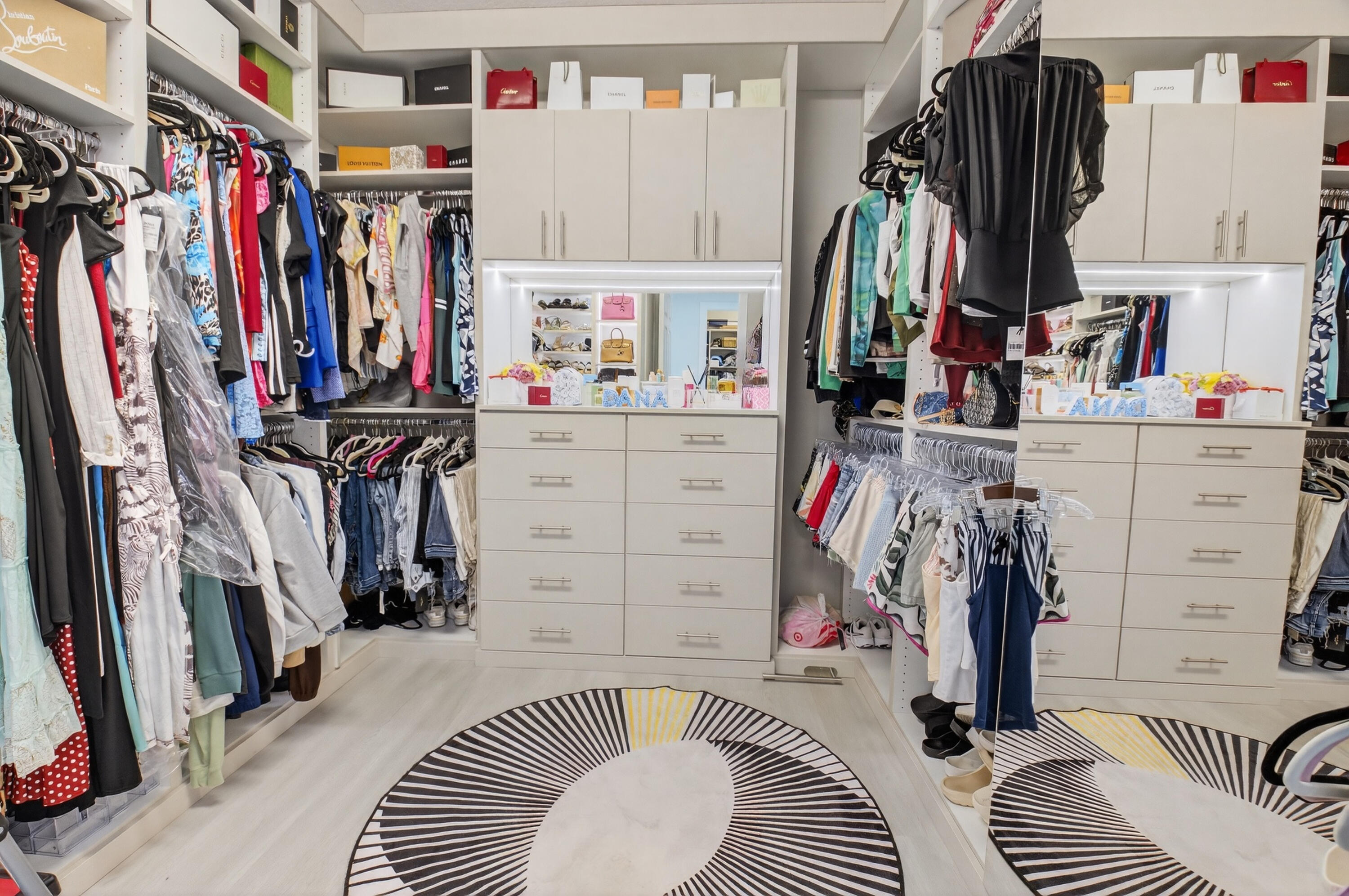 Seven Bridges - Residential