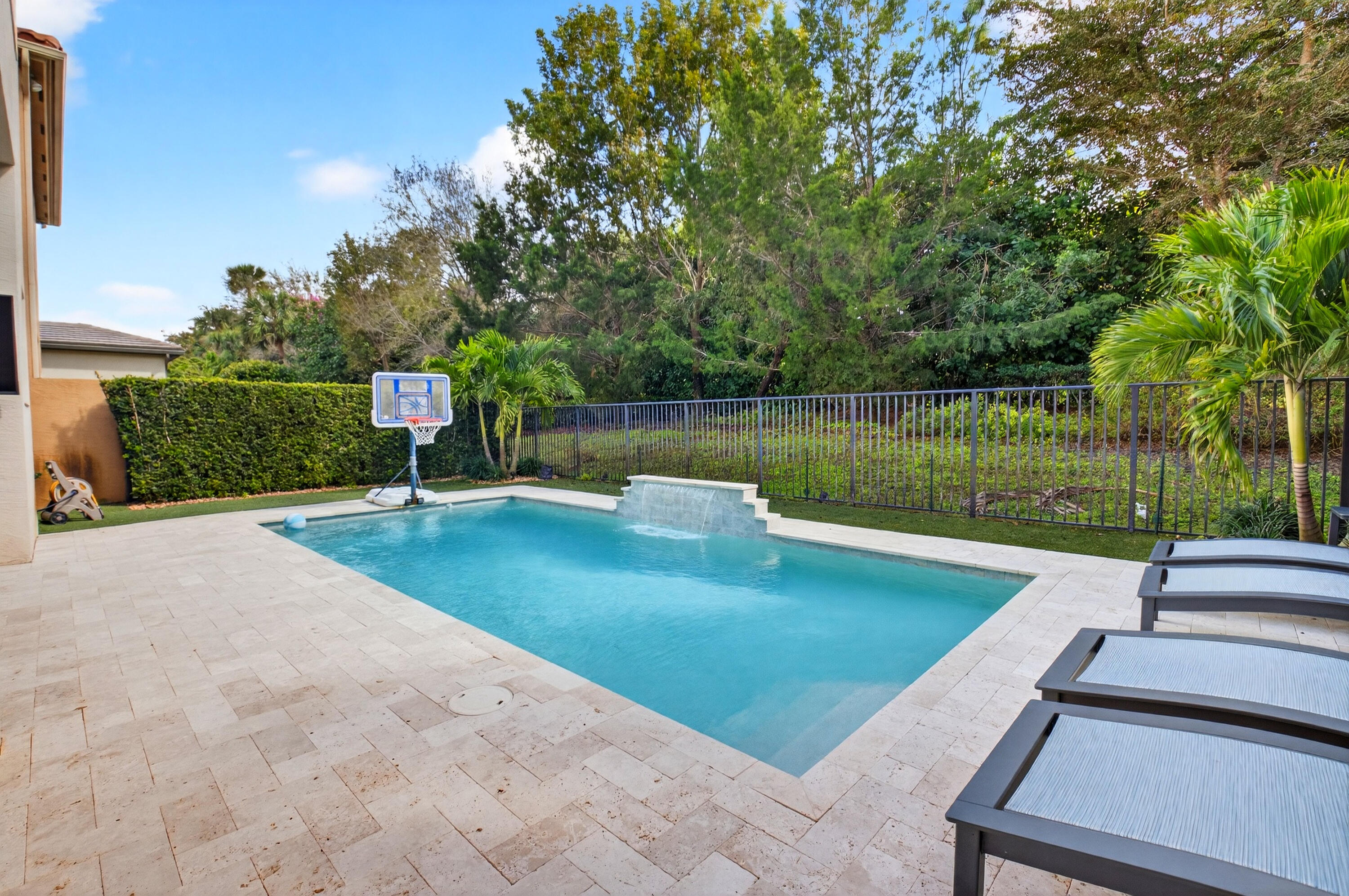 Seven Bridges - Residential