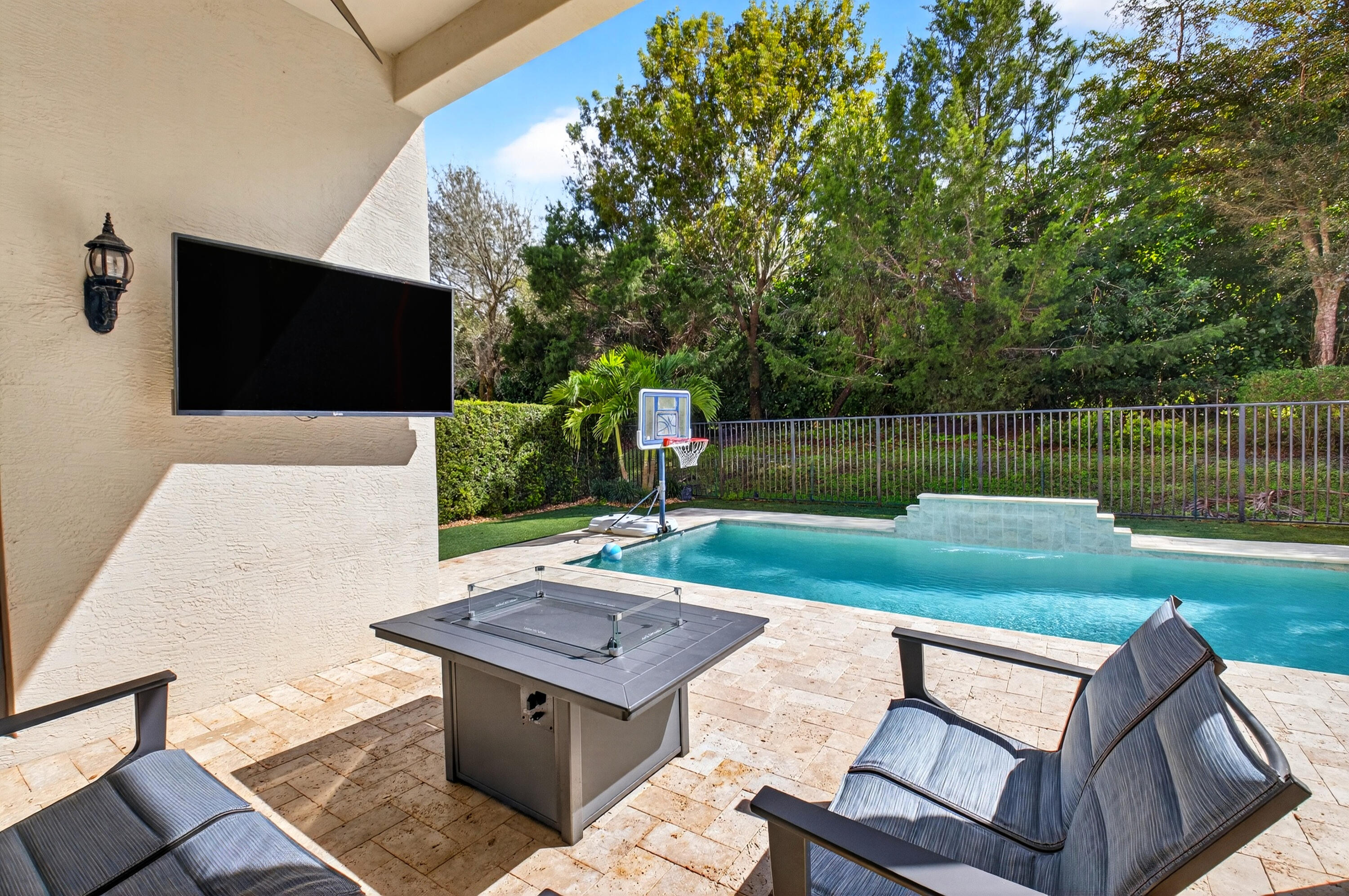 Seven Bridges - Residential