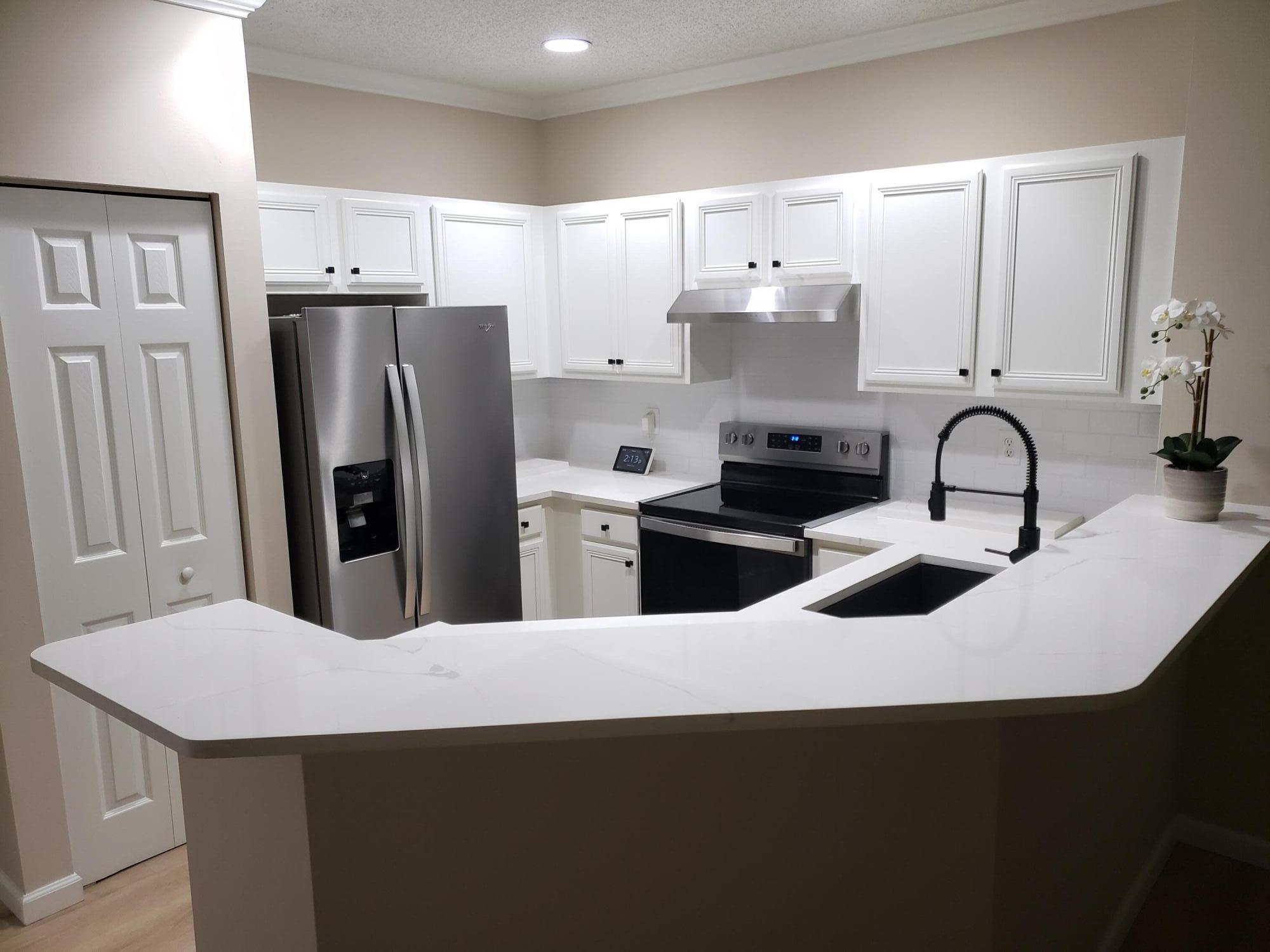 4645 Palmbrooke Circle, West Palm Beach, FL, 33417/$379,000 3 4645 Palmbrooke Circle