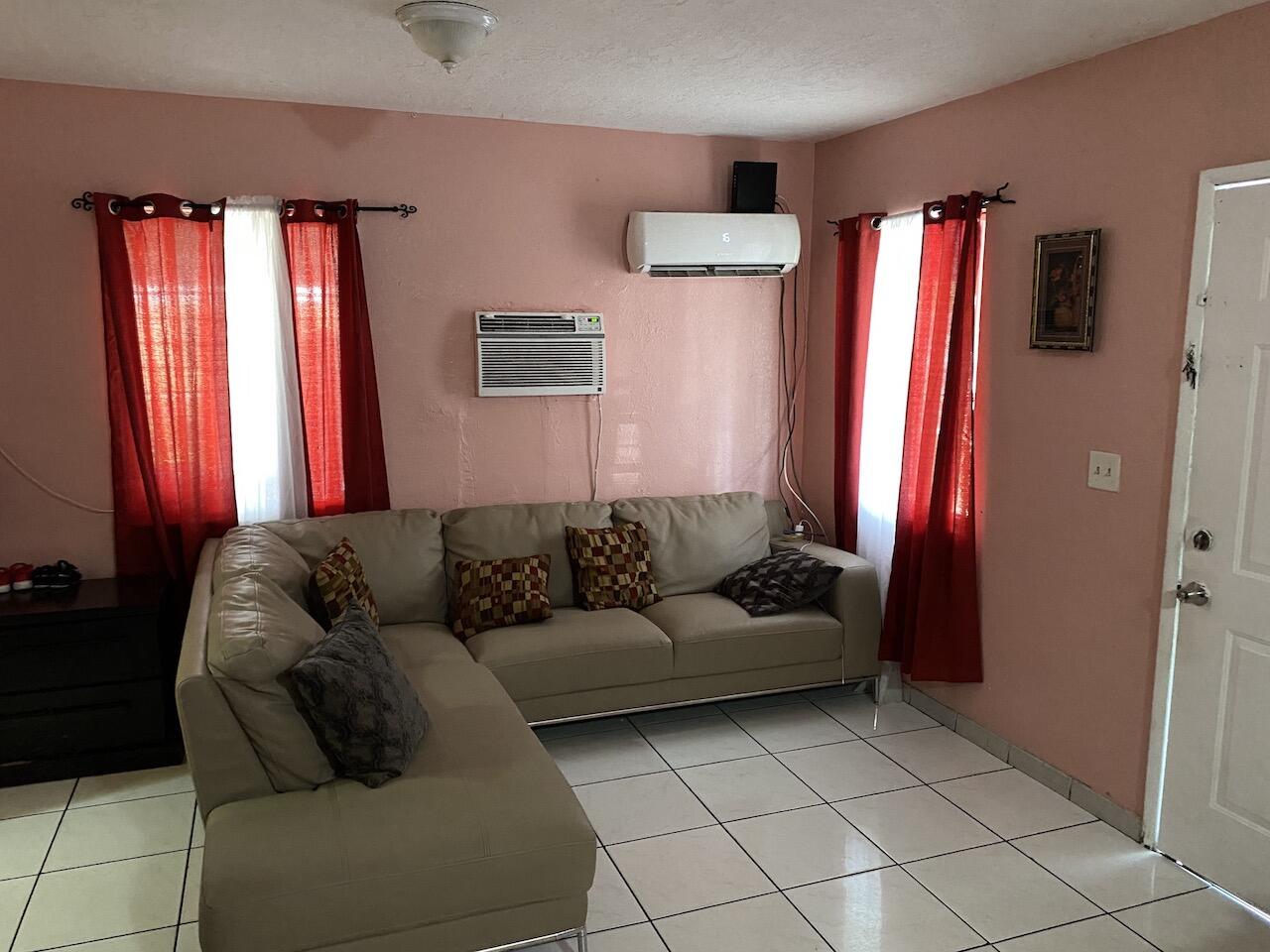 GOLF ESTATES 1ST ADDN - Residential Lease