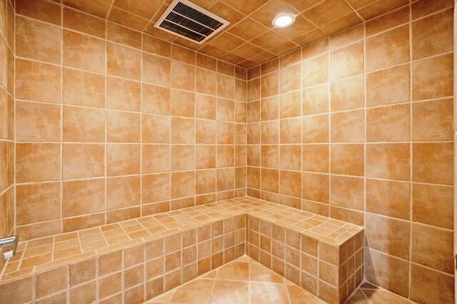 HIGHLAND BEACH CLUB CONDO - Residential