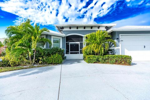 A home in Port St Lucie