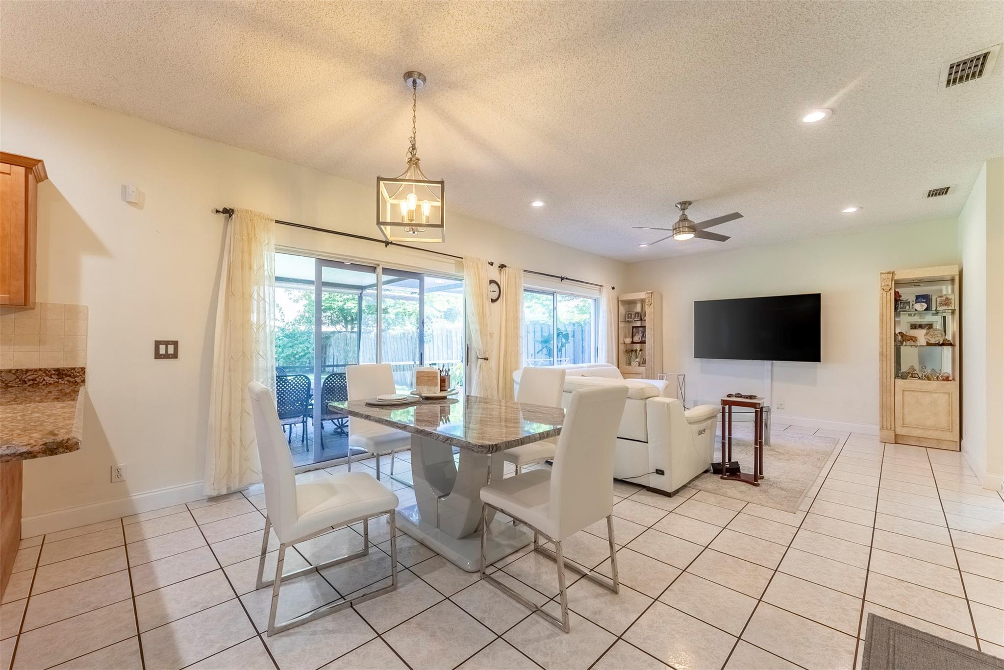 21320 Sawmill Ct