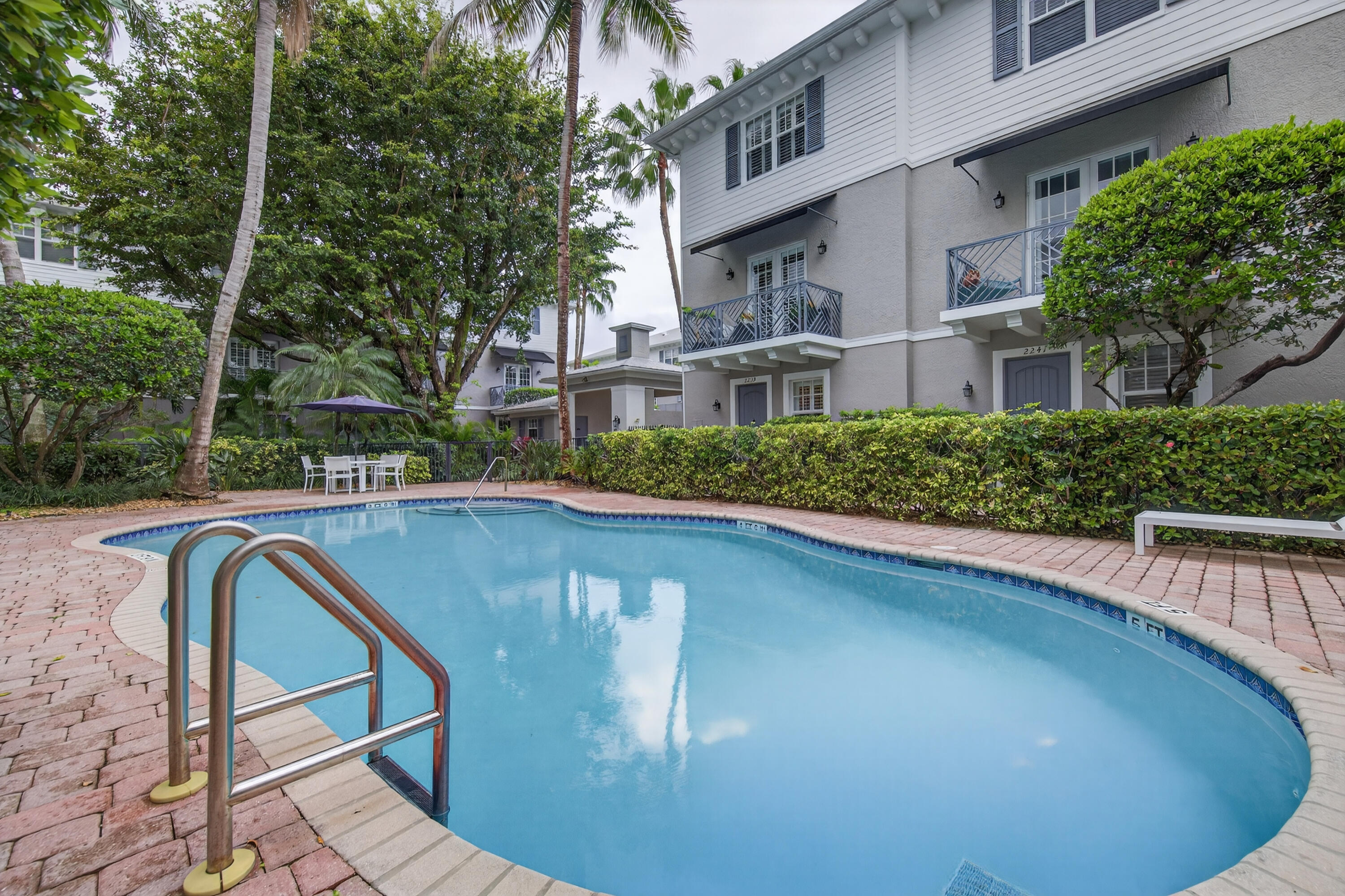 WILTON MANORS - Residential