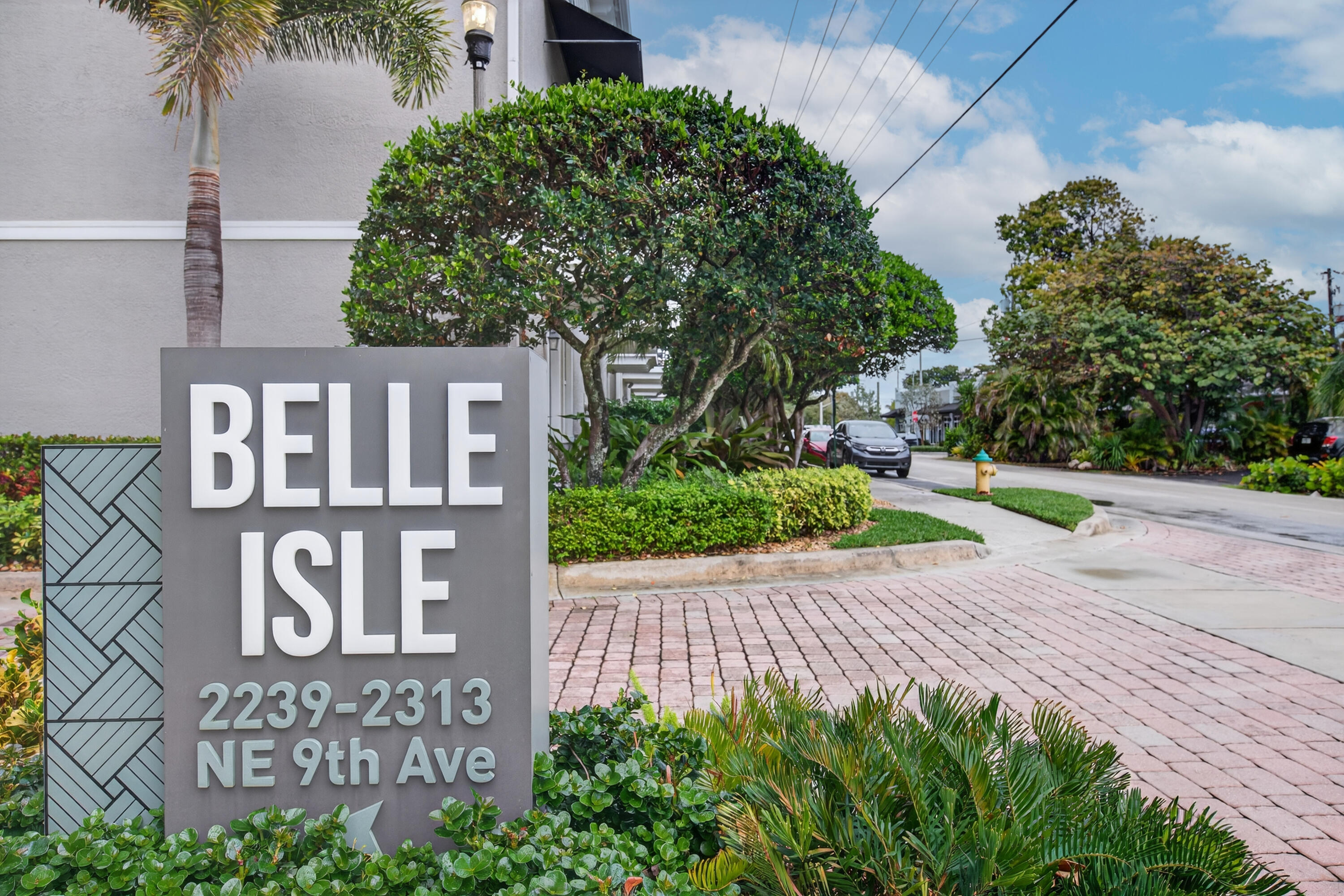 WILTON MANORS - Residential