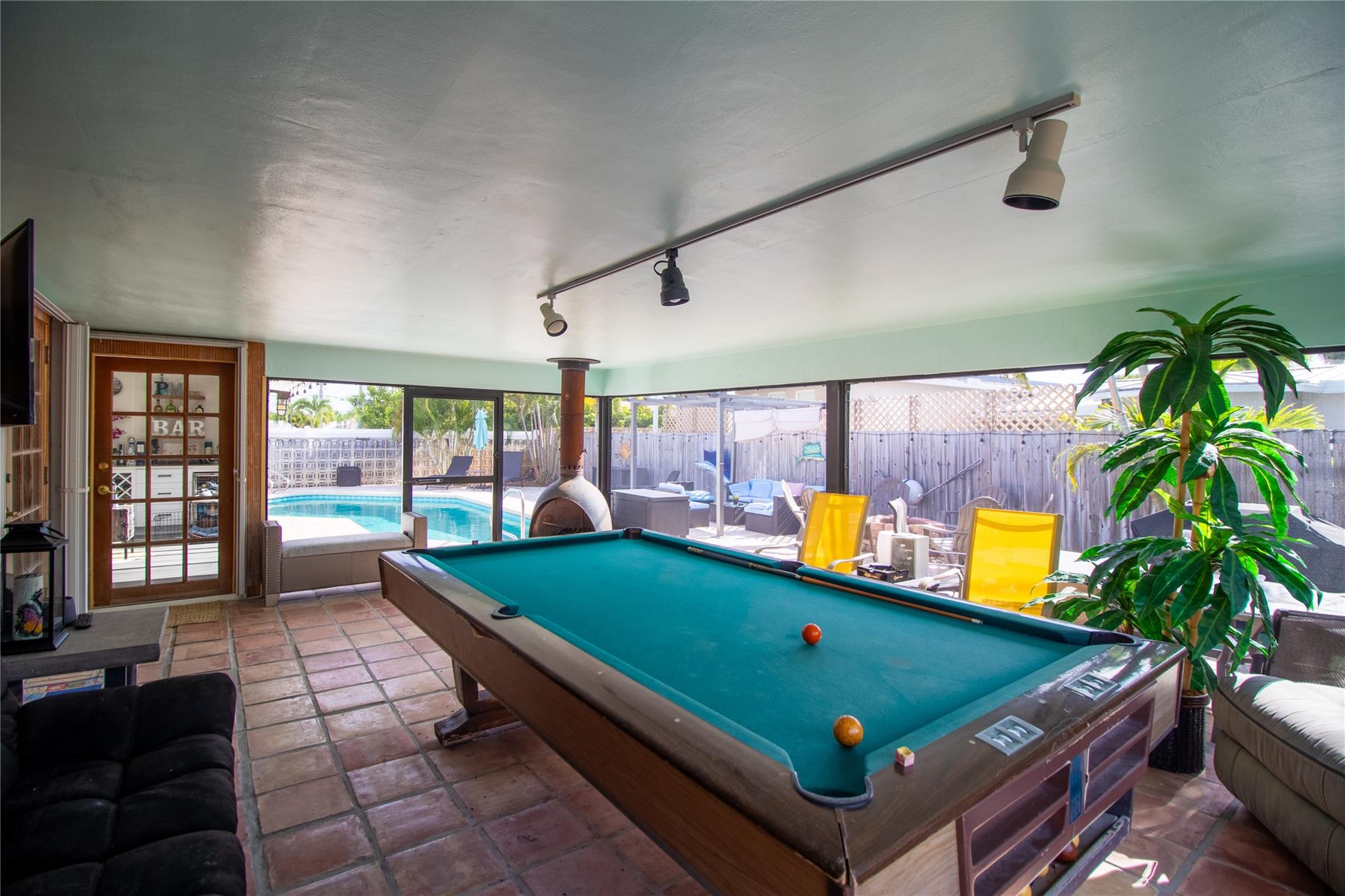 COVE 3RD SEC - Residential