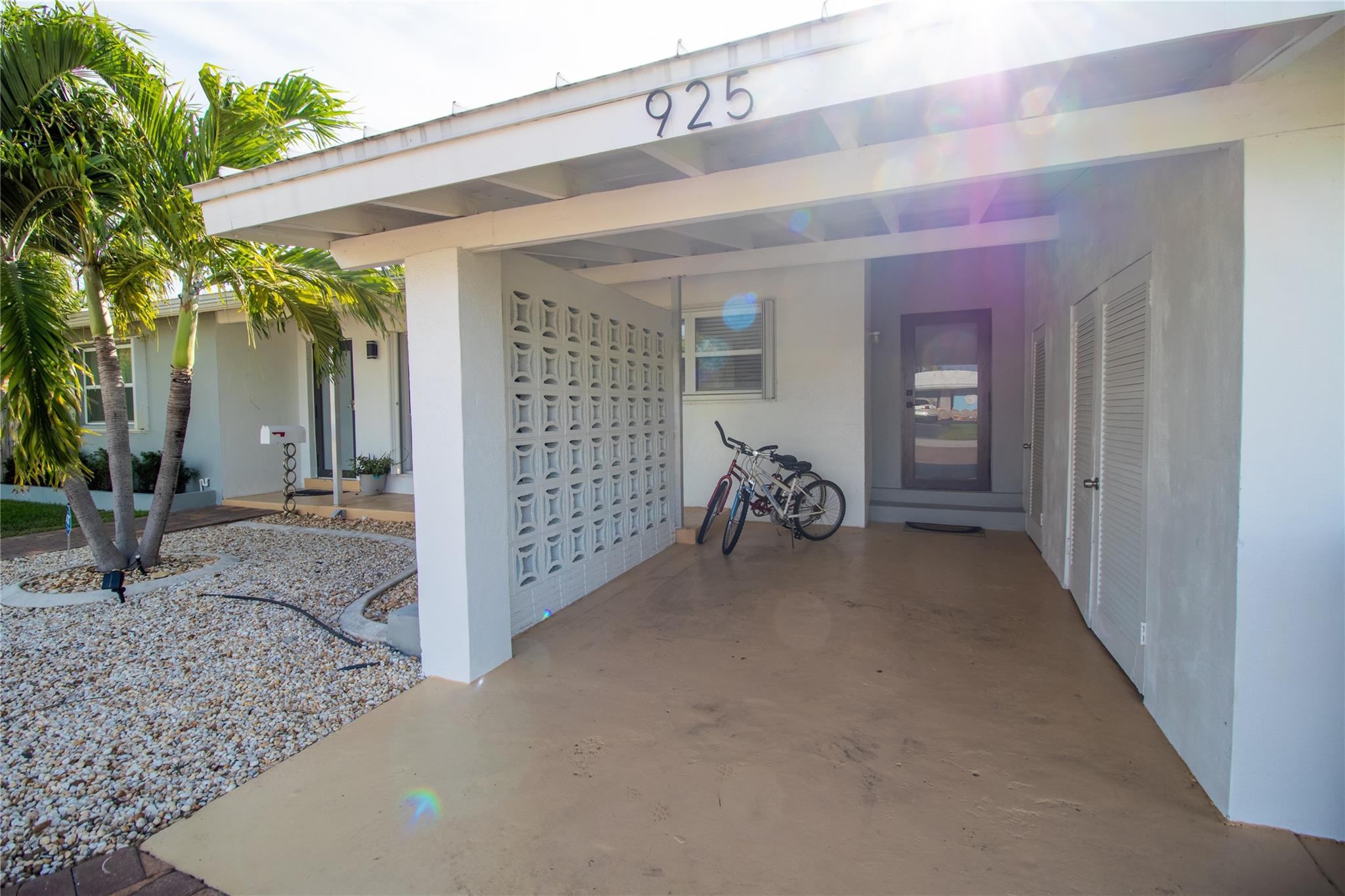 925 SE 14th Avenue