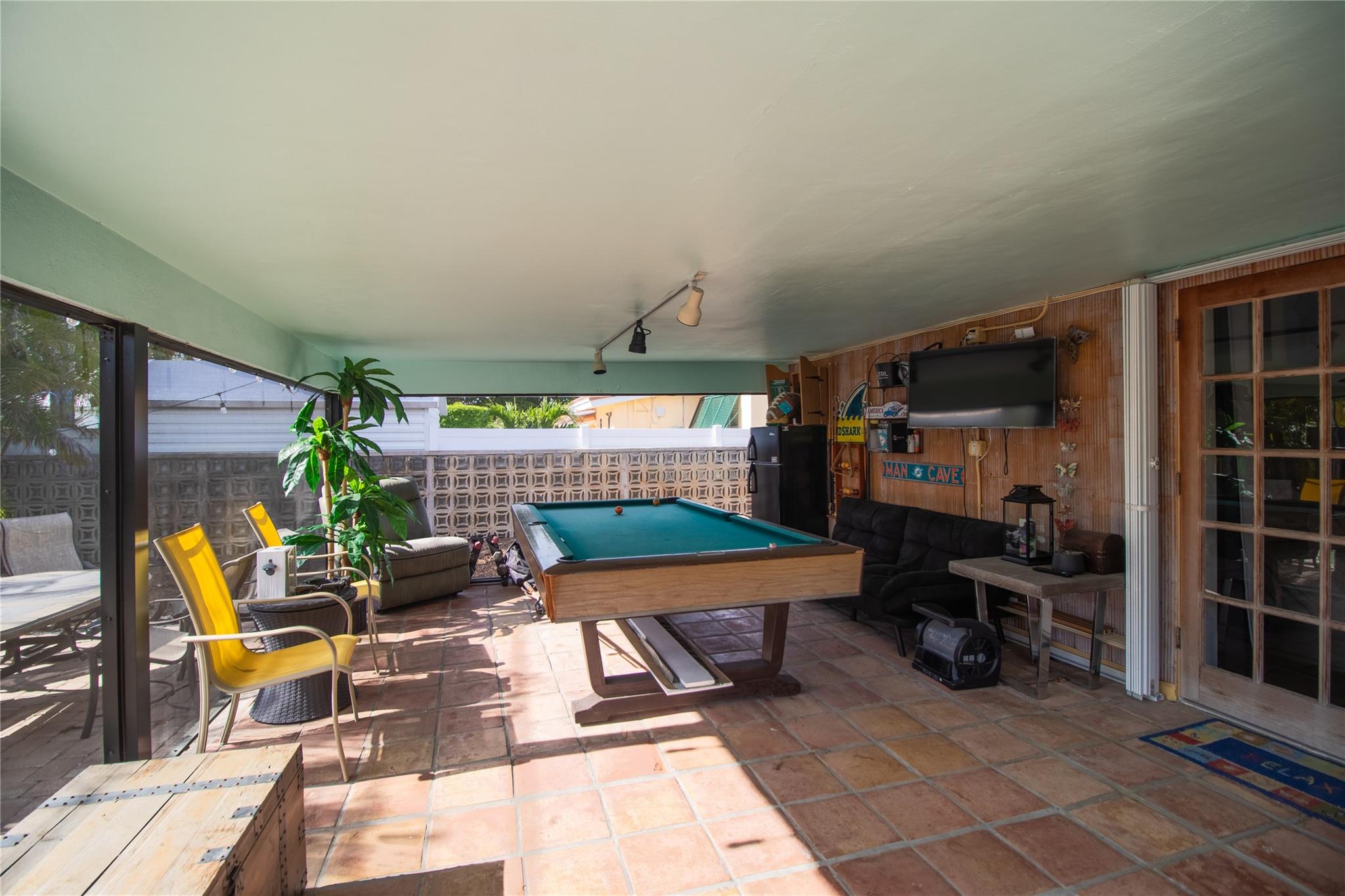 COVE 3RD SEC - Residential