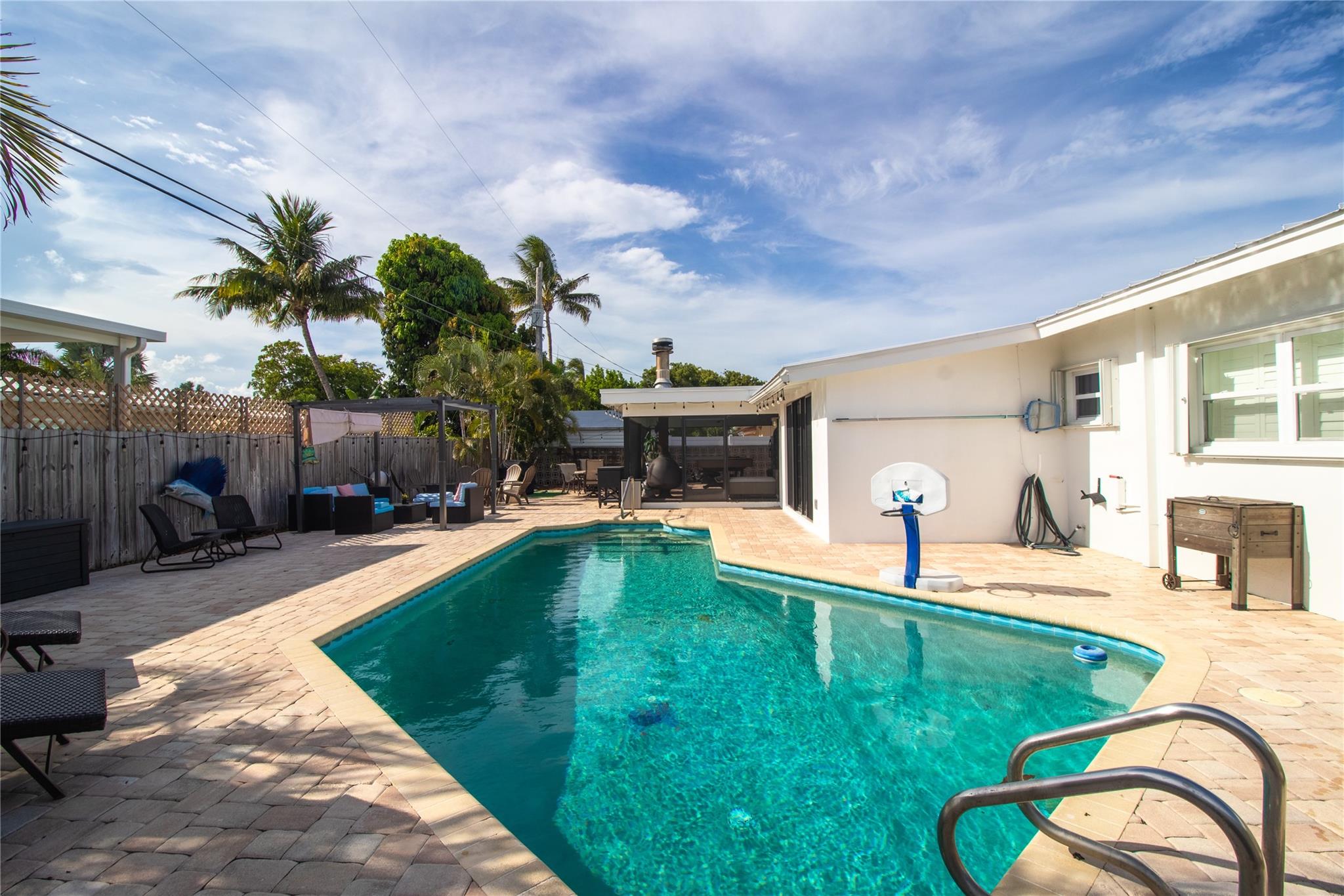 COVE 3RD SEC - Residential