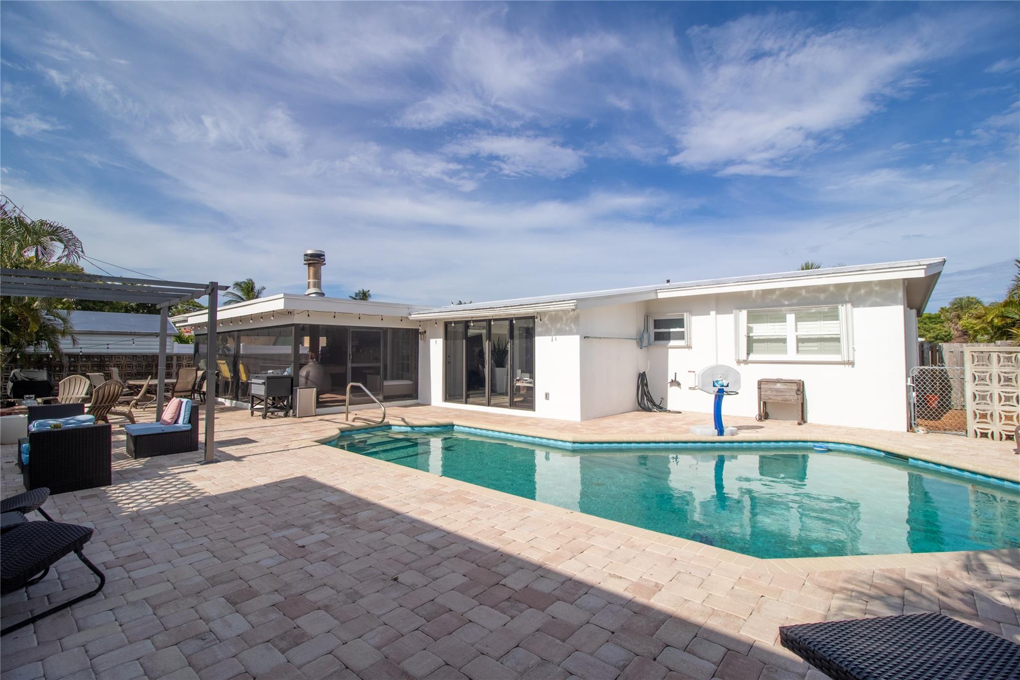 COVE 3RD SEC - Residential