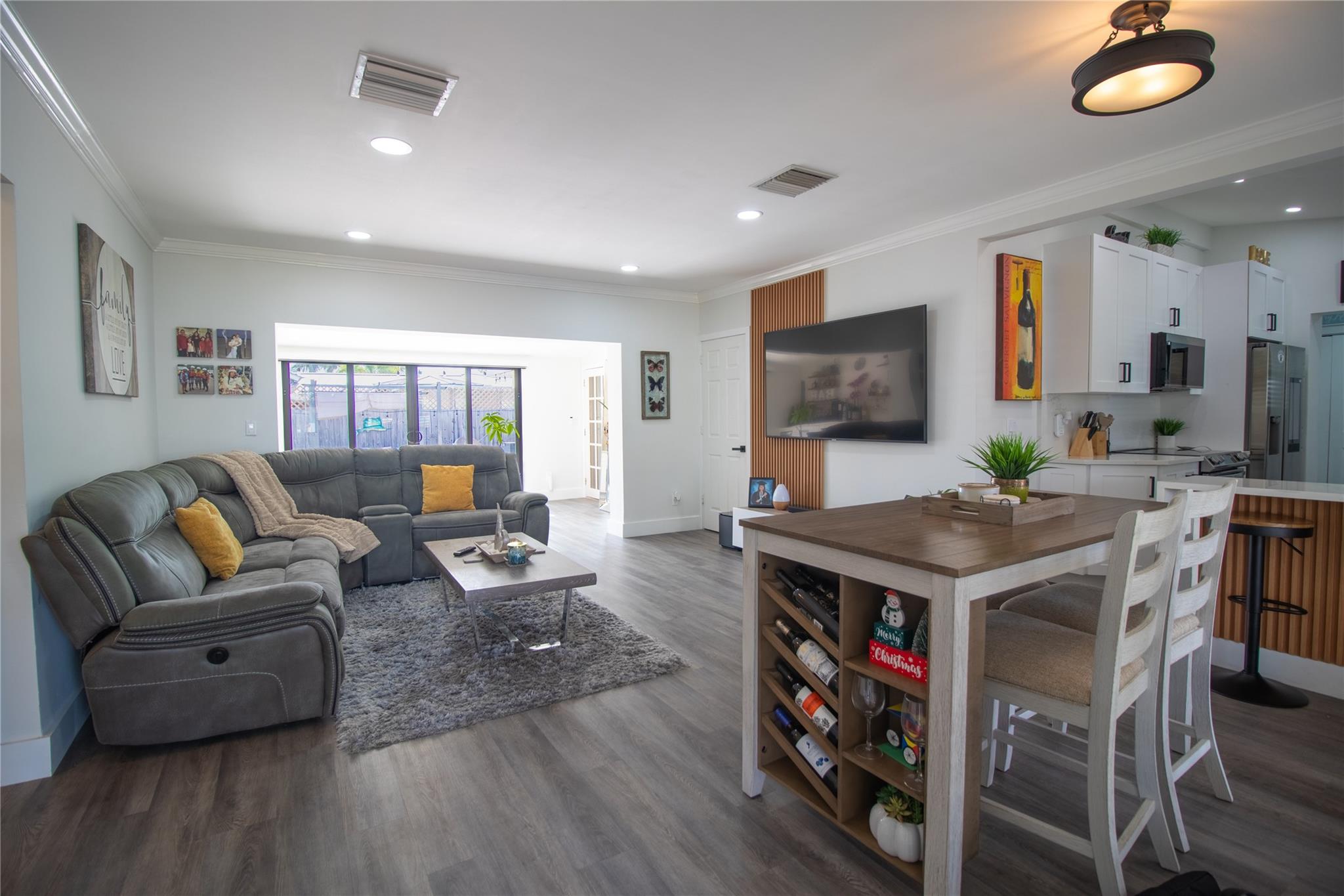 COVE 3RD SEC - Residential