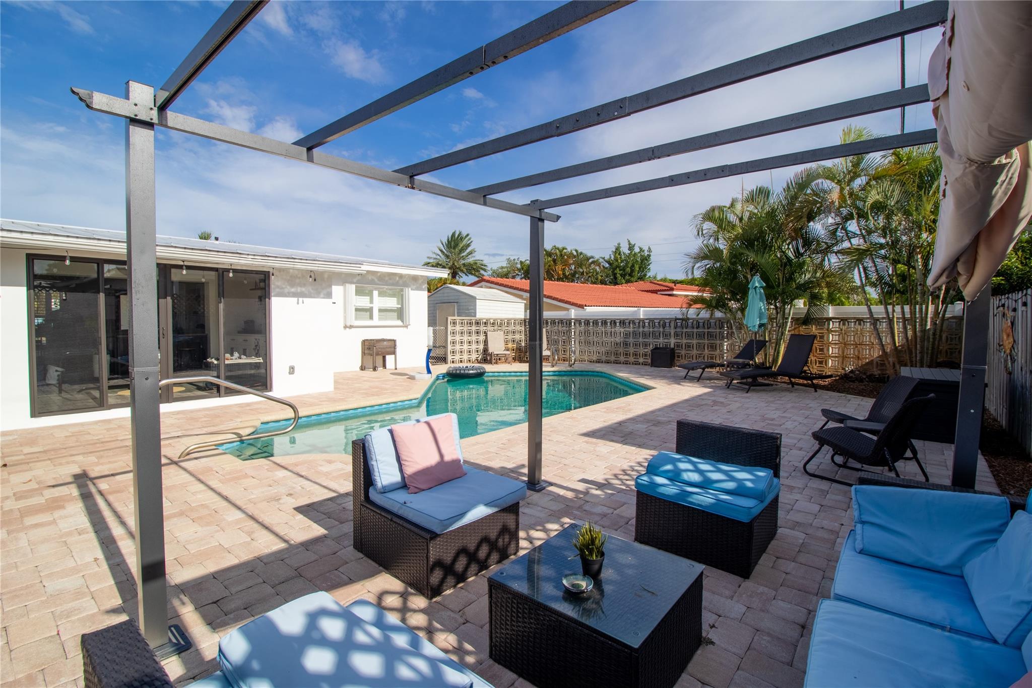 COVE 3RD SEC - Residential