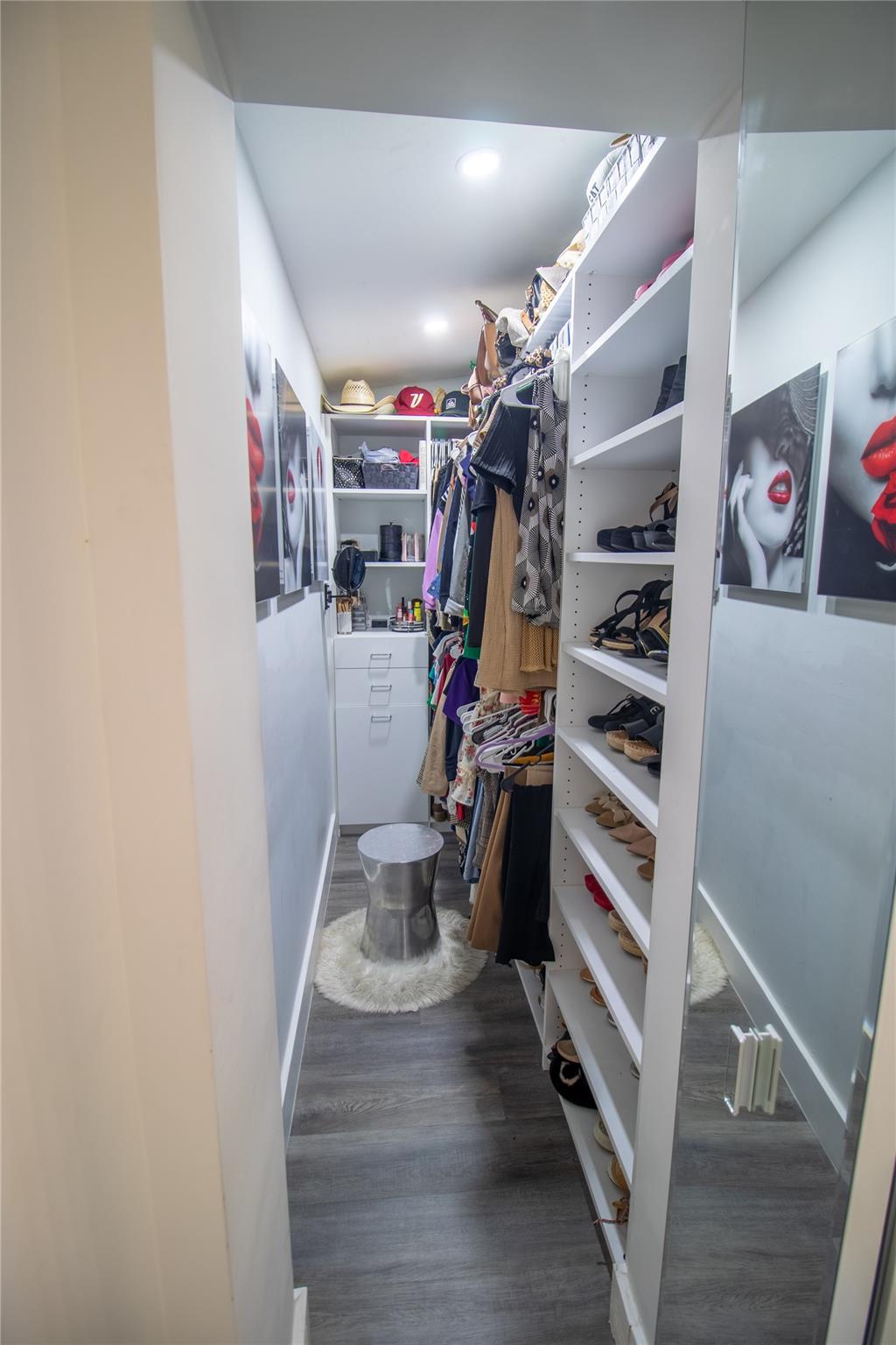 COVE 3RD SEC - Residential