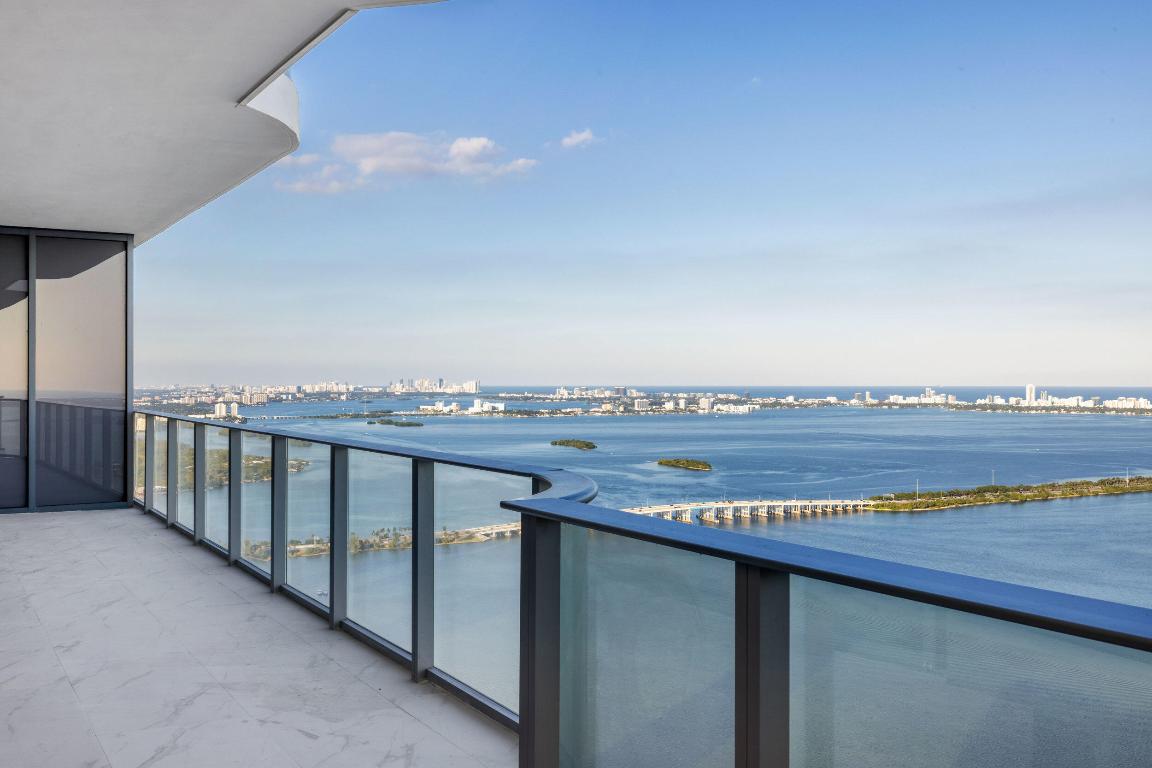 Aria Reserve Miami - Residential