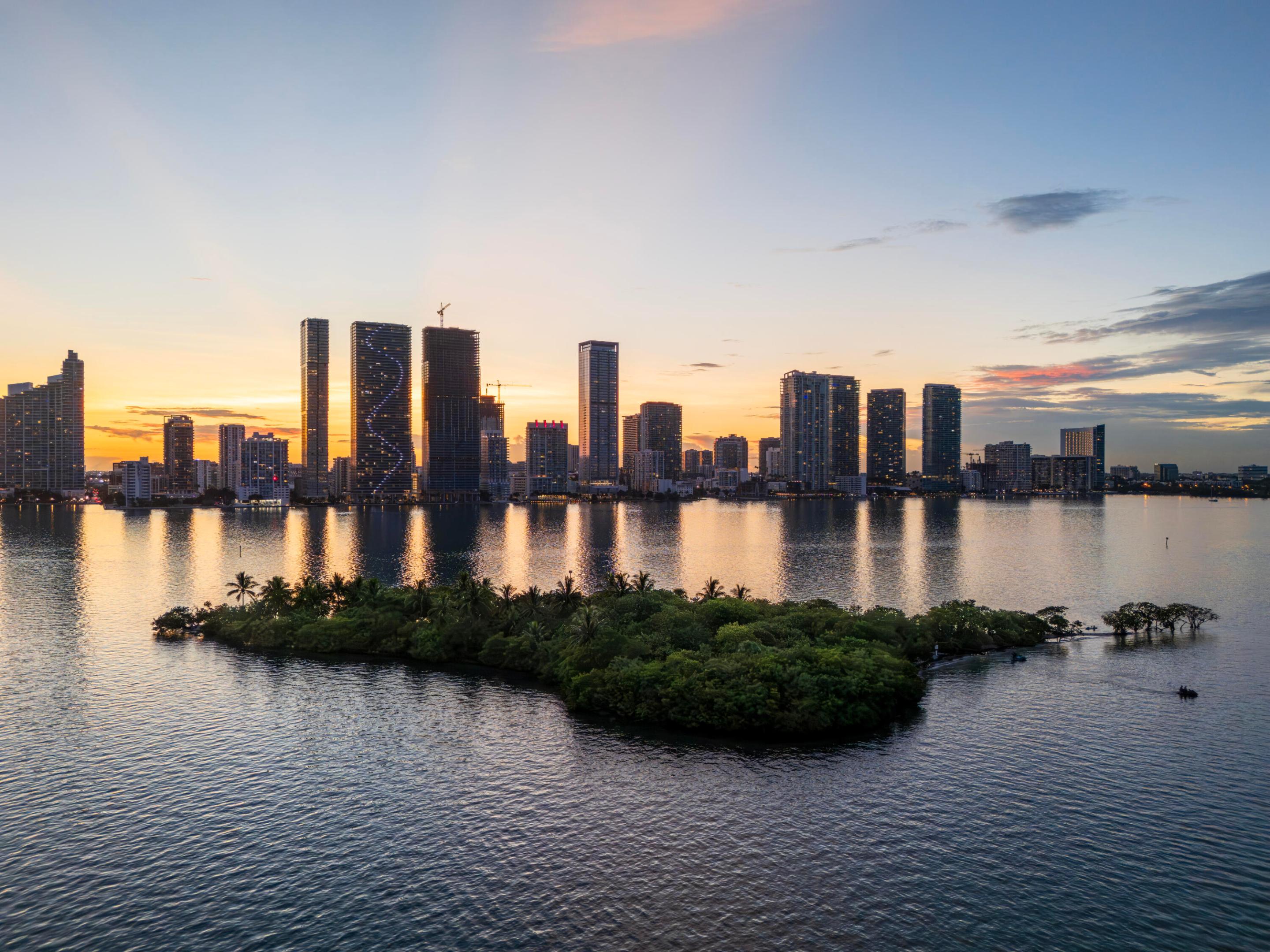 Aria Reserve Miami - Residential