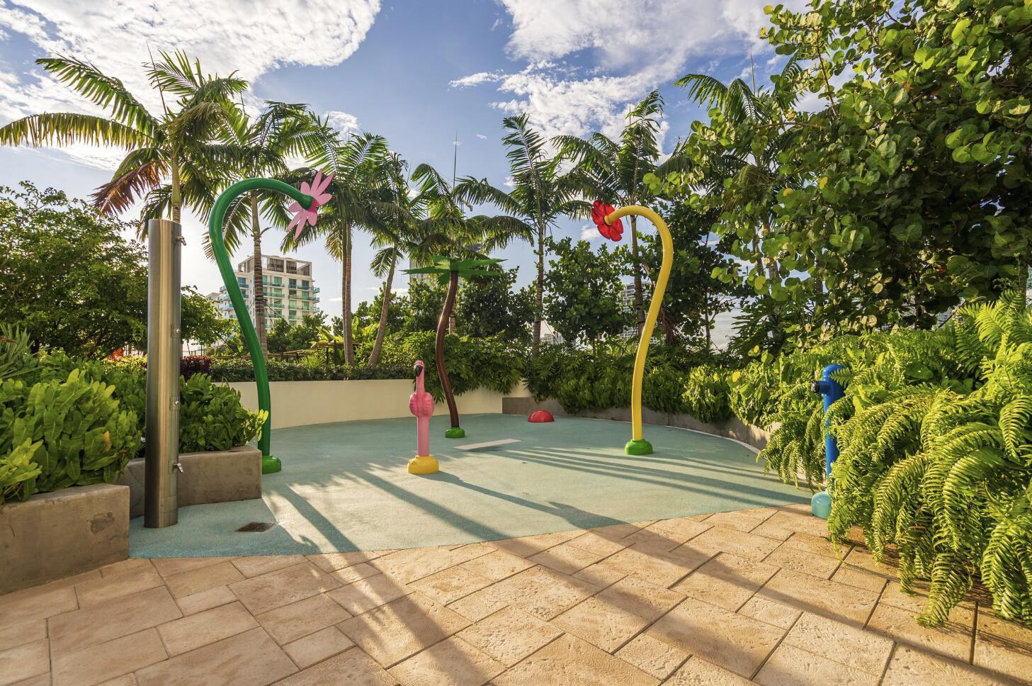 BAY BREEZE - Residential