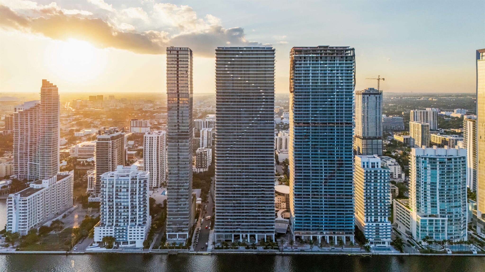 BAY BREEZE - Residential