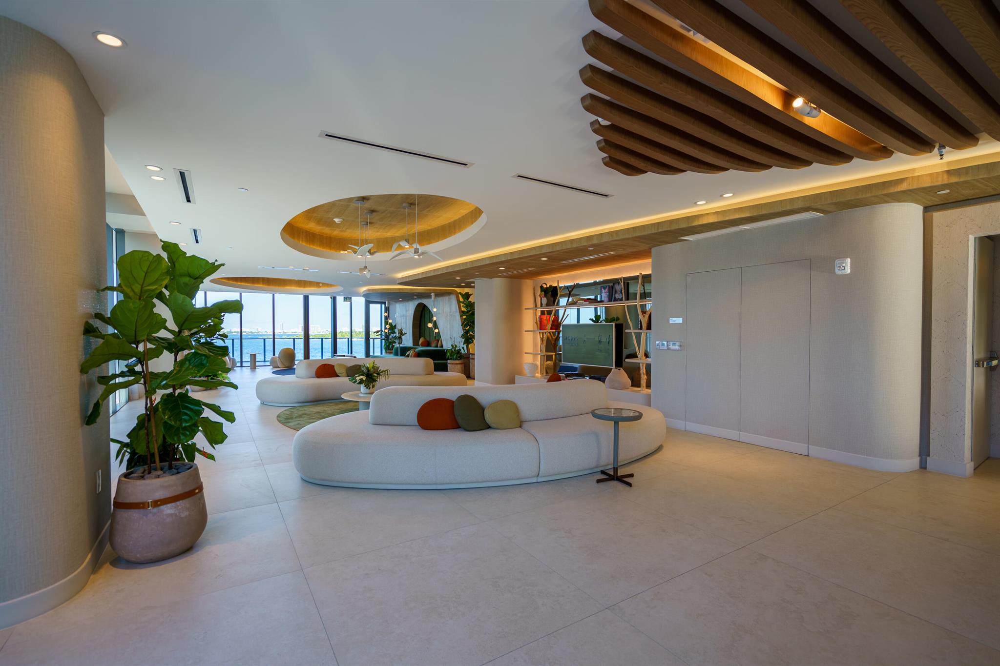 BAY BREEZE - Residential