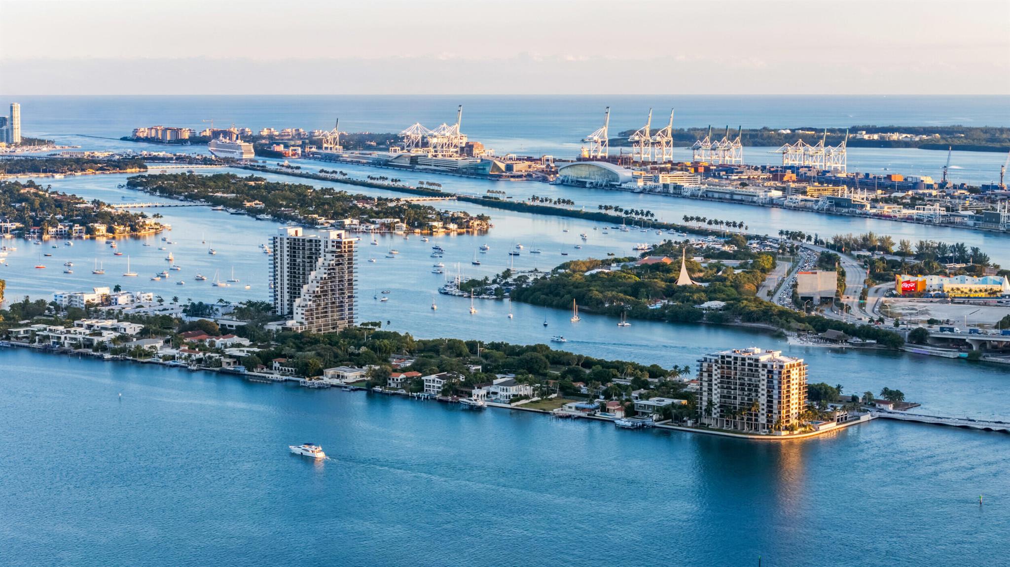 BAY BREEZE - Residential