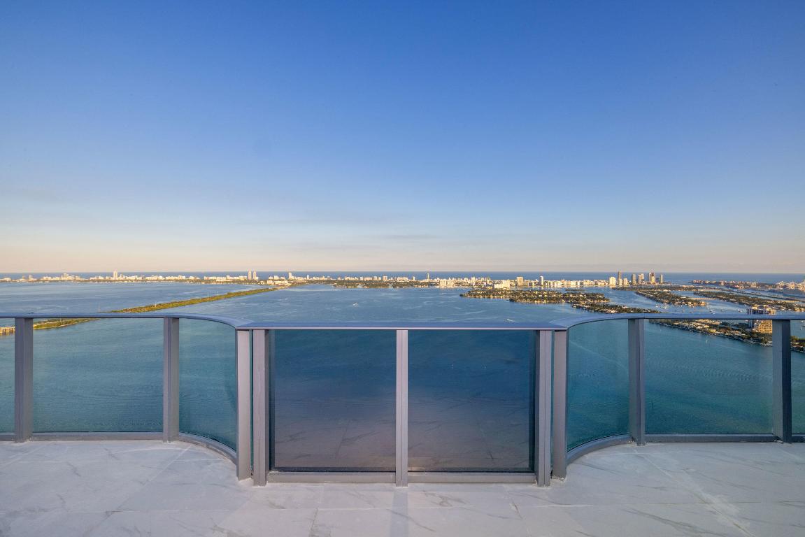 Aria Reserve Miami - Residential