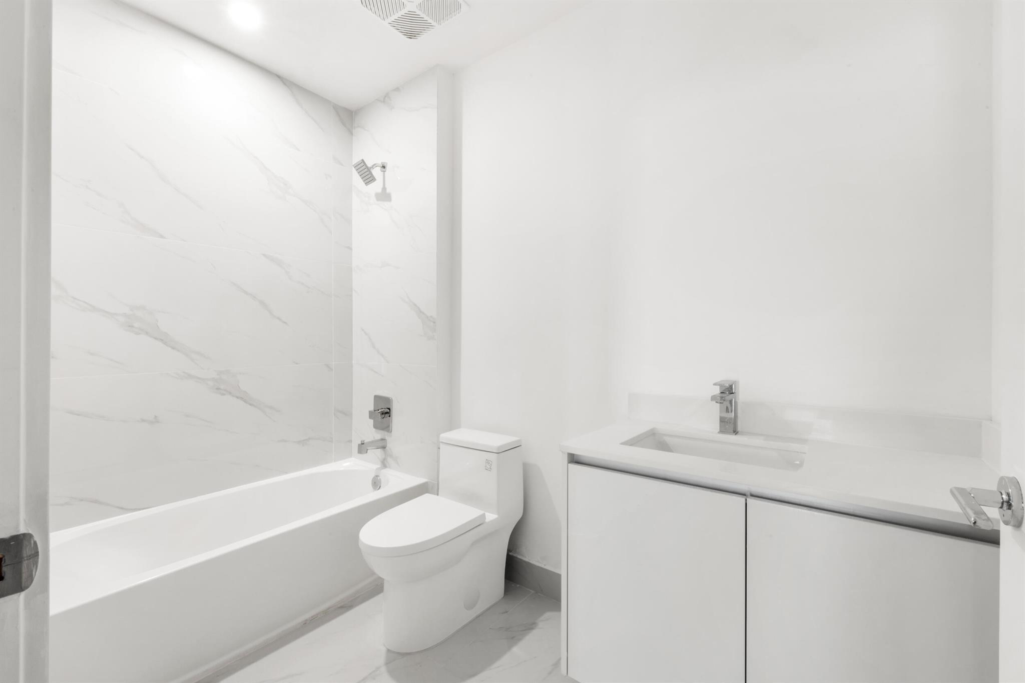 BAY BREEZE - Residential