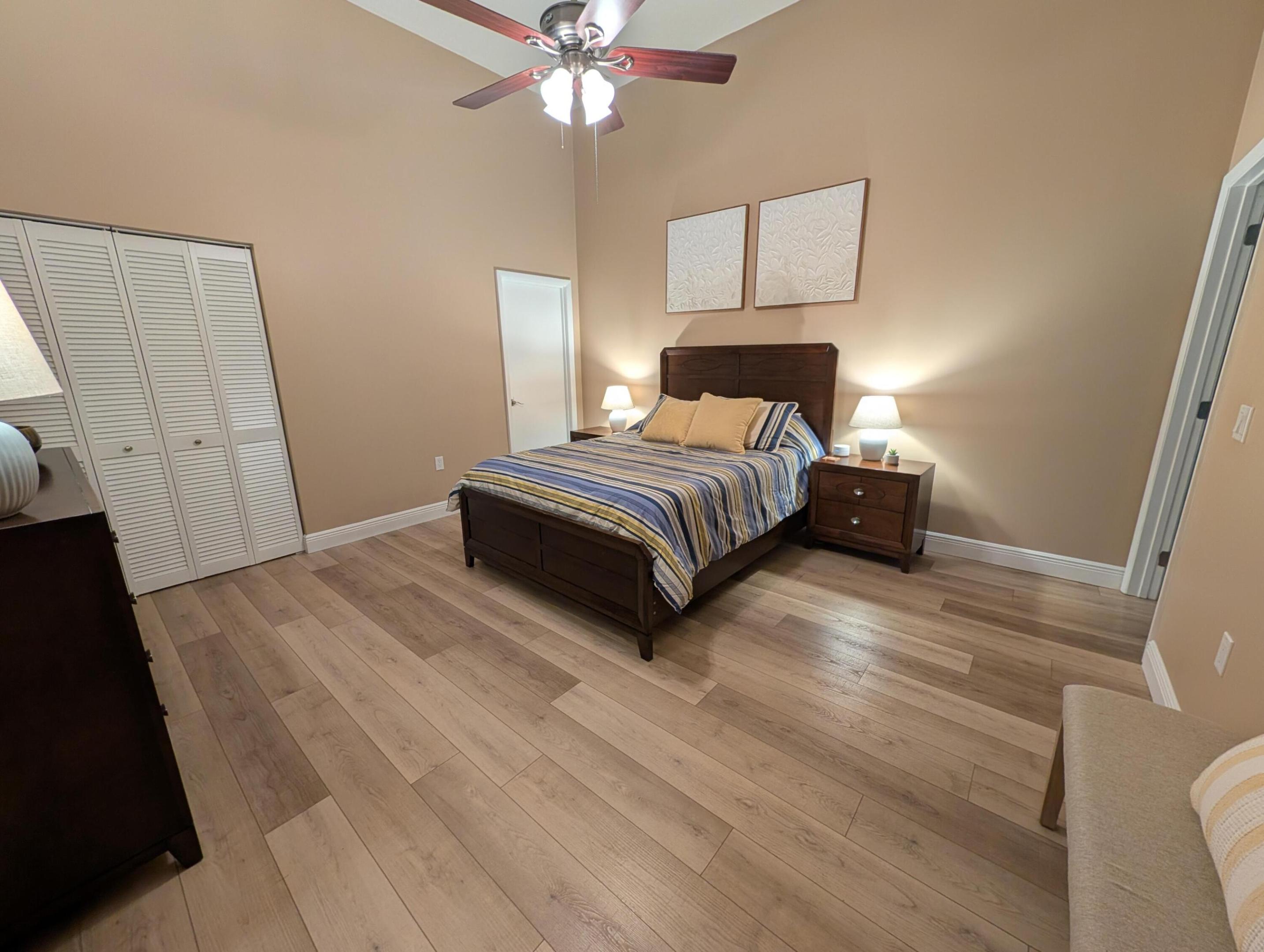 PALM BEACH RANCHETTES - Residential