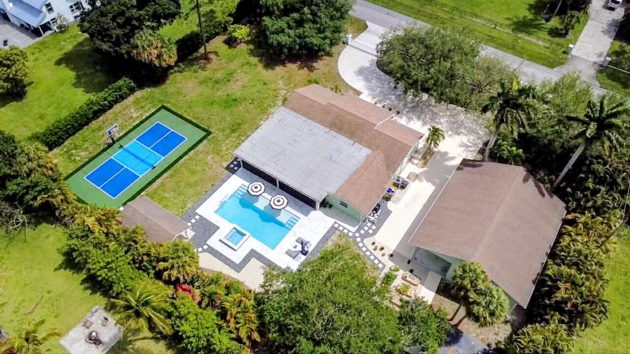 PALM BEACH RANCHETTES - Residential