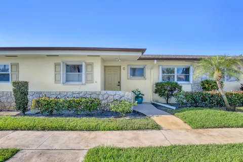 2894 Crosley Drive E Unit G, West Palm Beach, FL MLS: R11082486