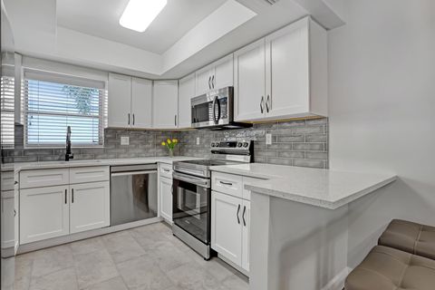 2894 Crosley Drive E G West Palm Beach FL 33415