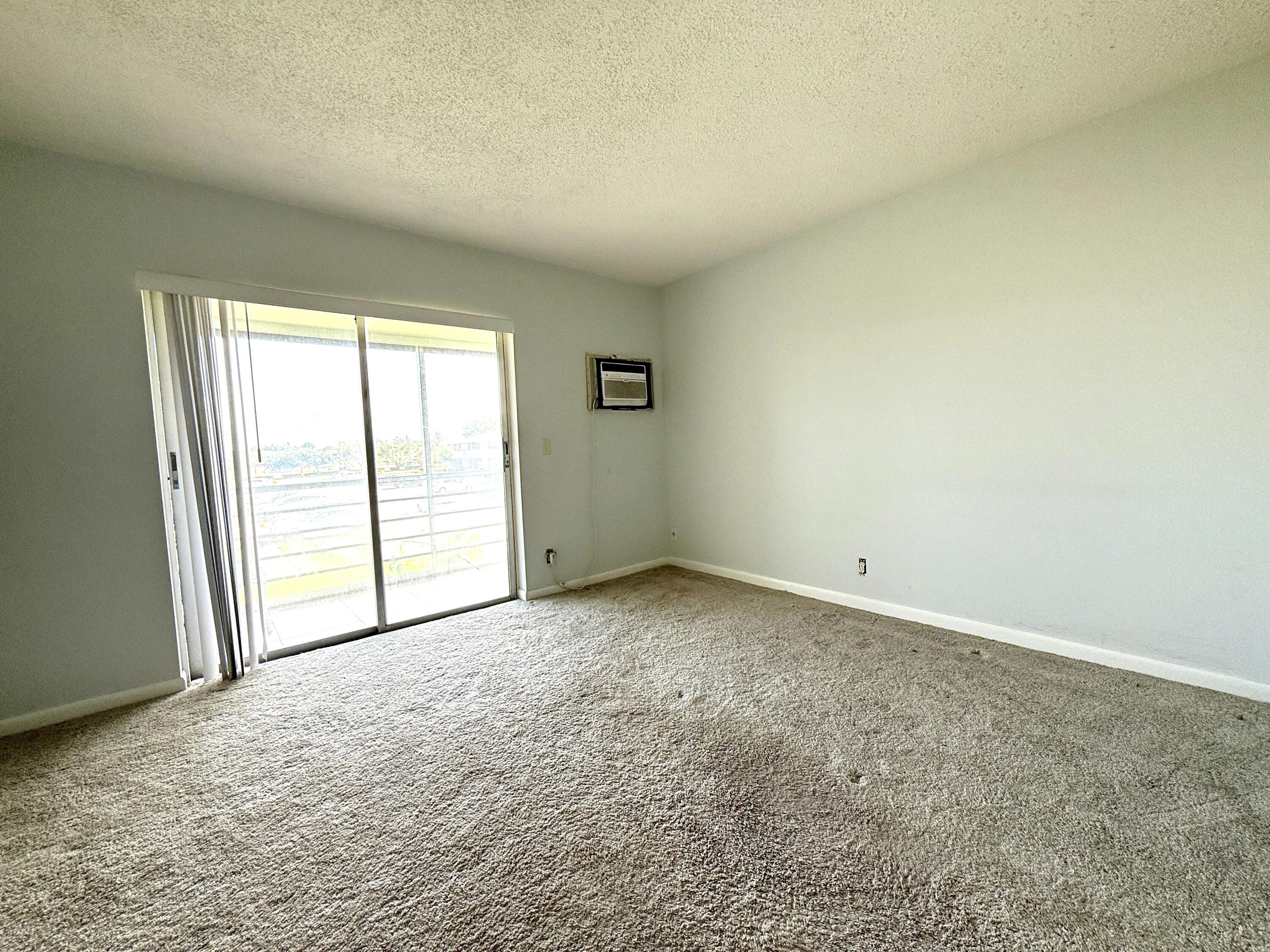 NORTHAMPTON CONDOS - Residential